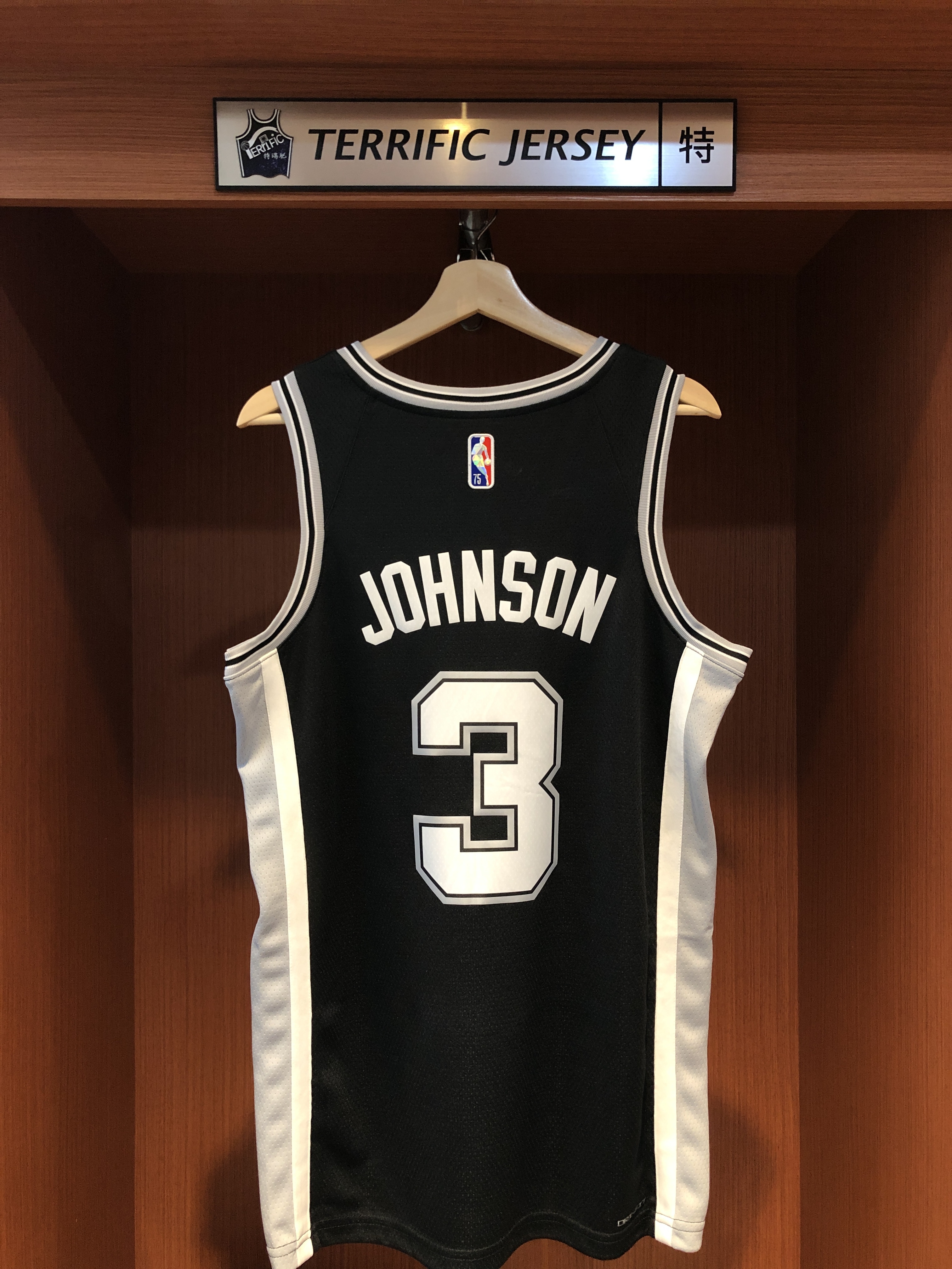 NBA球衣 Keldon Johnson 聖安東尼奧馬刺黑 75周年 鑽石標 Icon Nike Swingman 球迷版 熱轉印 含贊助商標 全新