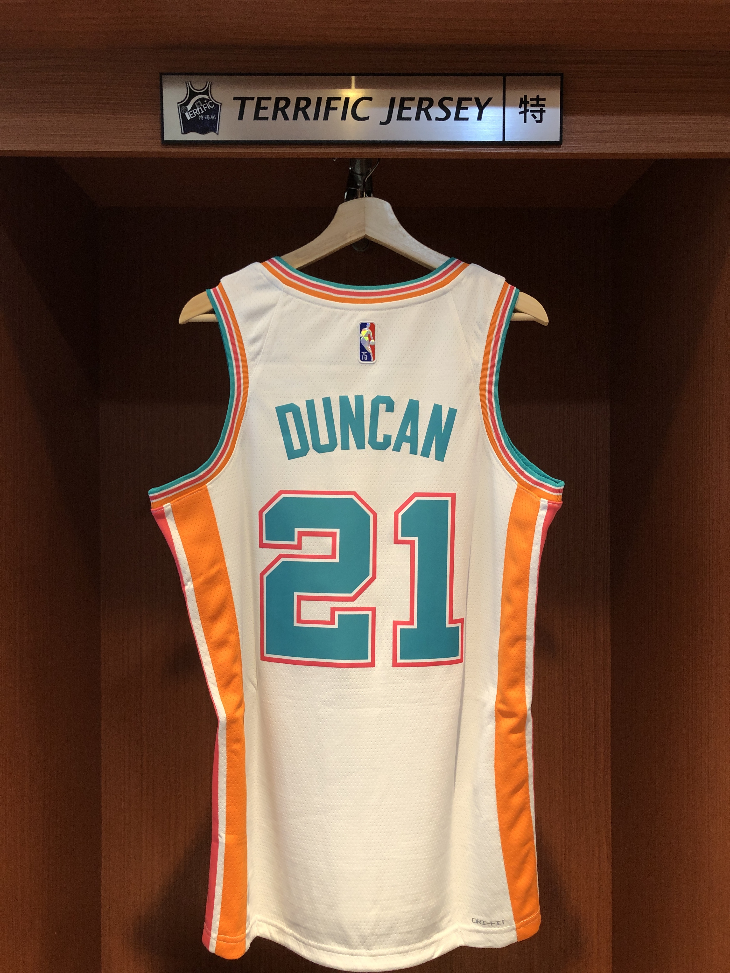 NBA球衣 Tim Duncan 聖安東尼奧馬刺城市 75周年 鑽石標 City Nike Swingman 球迷版 熱轉印 全新