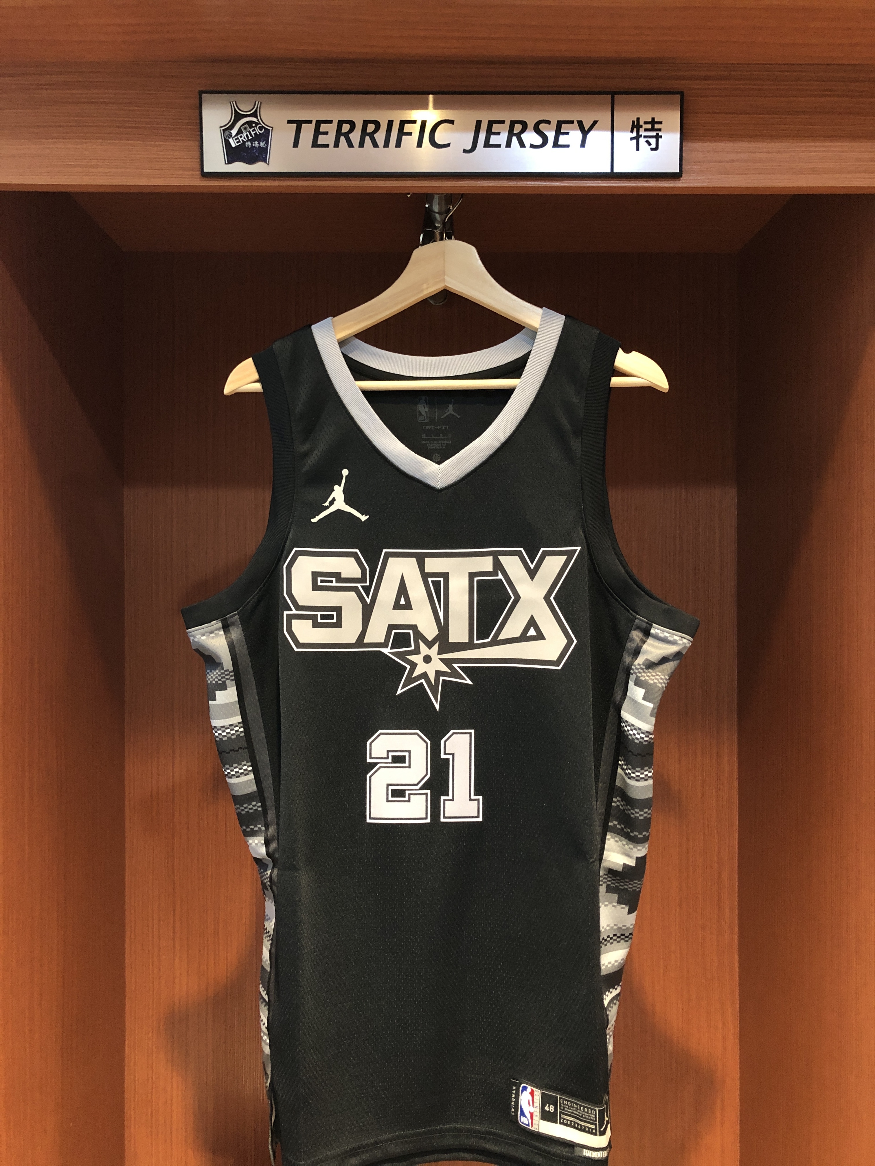 NBA球衣 Tim Duncan 聖安東尼奧馬刺黑圖騰 Statement Jordan Swingman 球迷版 熱轉印 全新