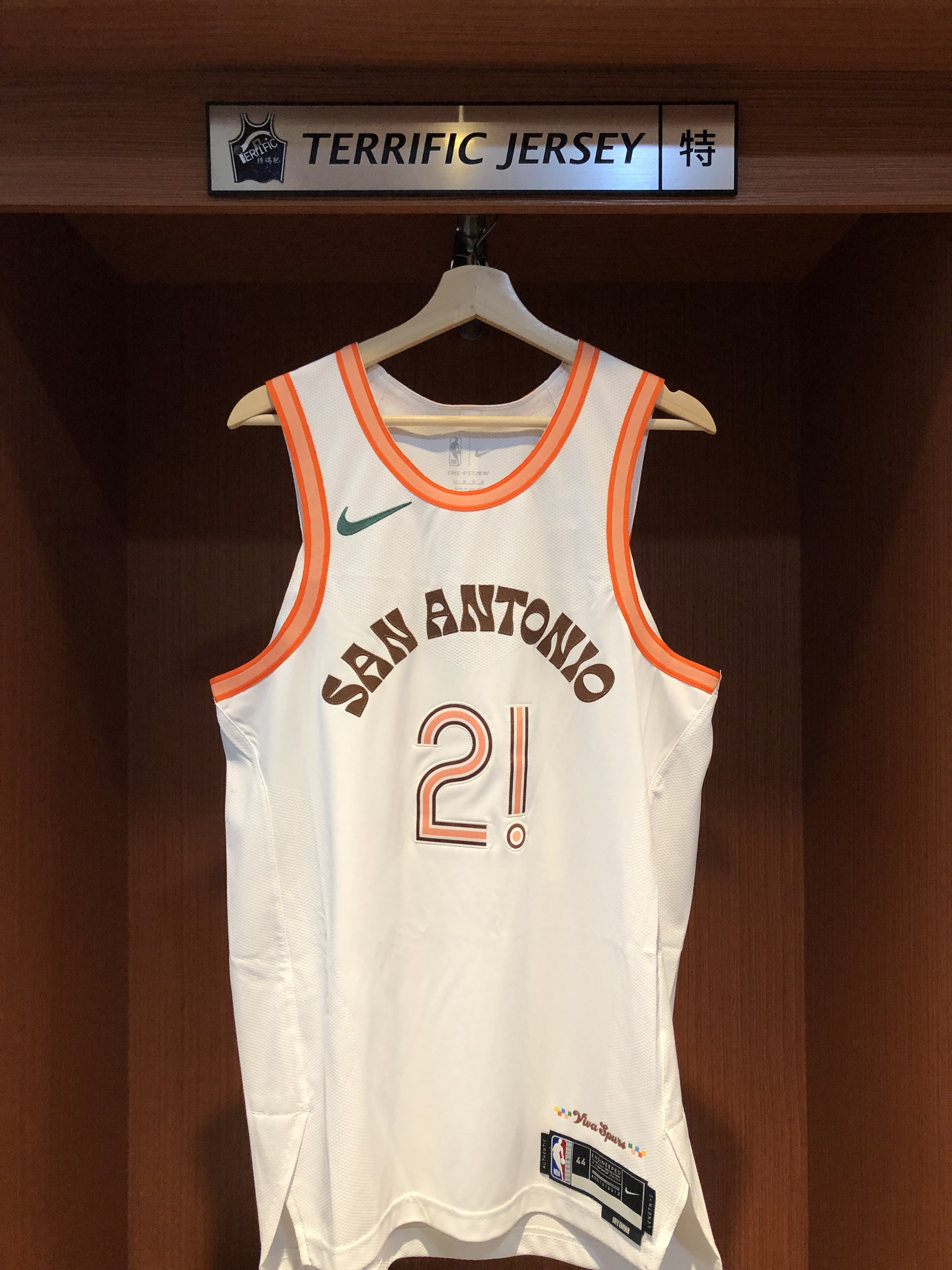 NBA球衣 Coyote 吉祥物 聖安東尼奧馬刺 City Nike Authentic 球員版 電繡 全新