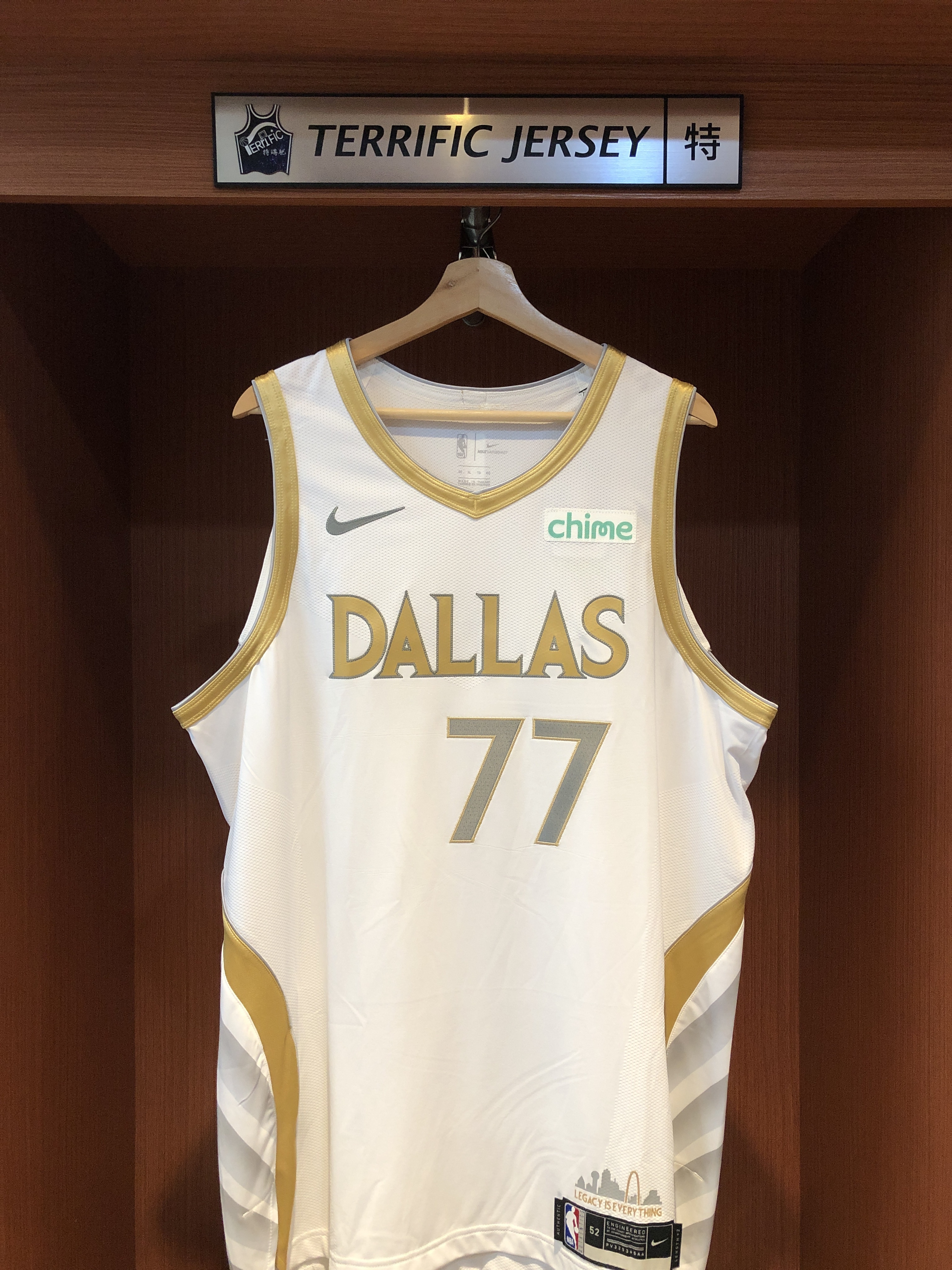 NBA球衣 Luka Doncic 達拉斯小牛城市 City Nike Authentic 球員版 電繡 含贊助商標 全新