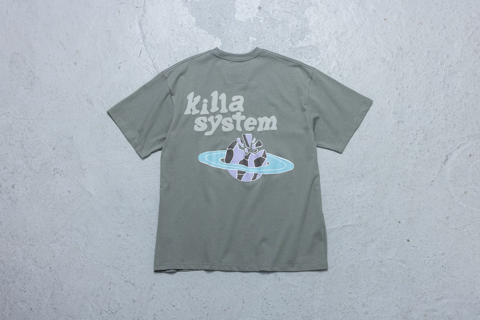 KILLASYSTEM 23S/S FOAM PLANET TEE (霧霾灰)