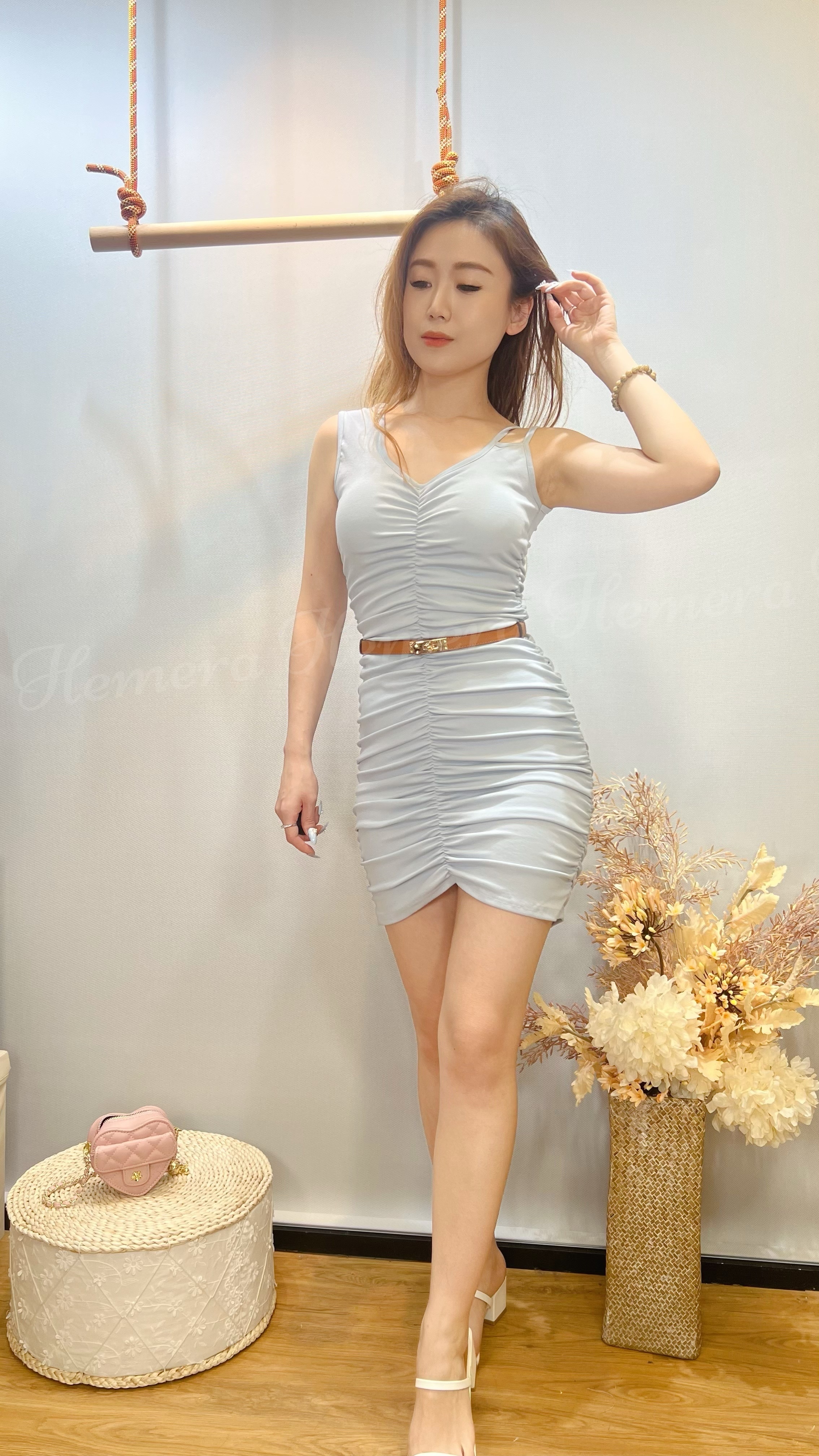 DR24W0435 性感摺摺顯瘦開叉連身裙