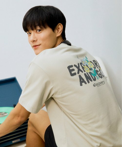 【代購】Discovery Deeckerman 花卉圖案短袖 T 恤 DXRS5S033-BGL