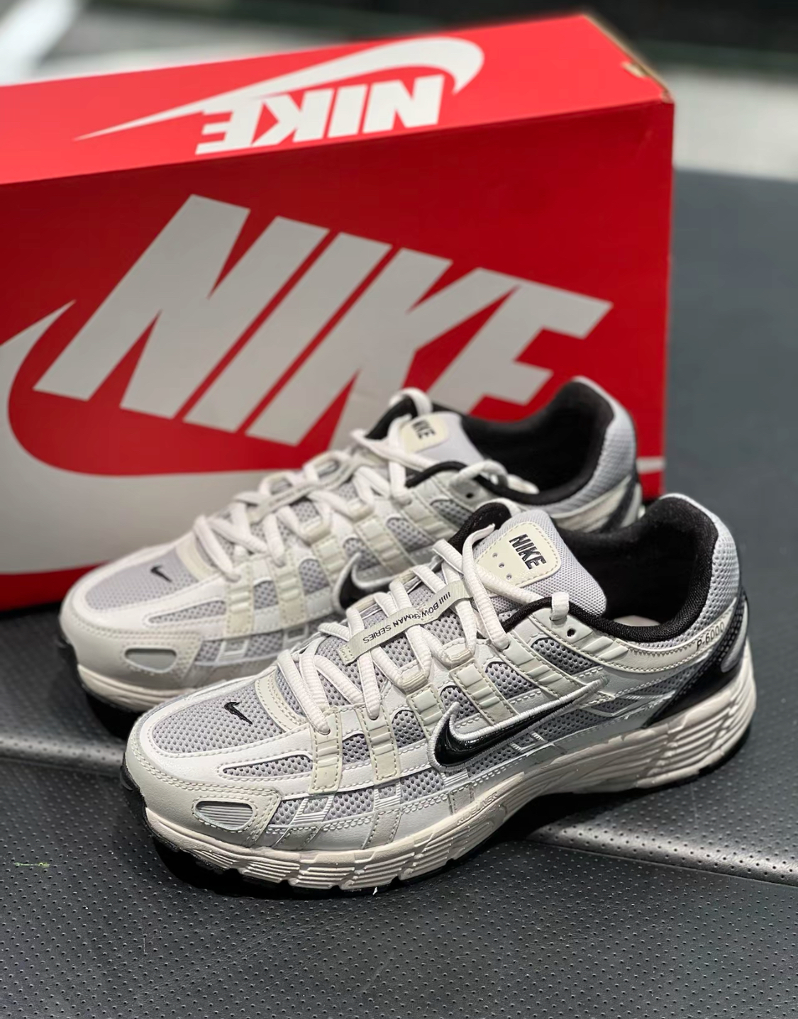 【Focus Store】預購 Nike P-6000 "Light Silver Grey" 淺銀灰 HJ3488-001