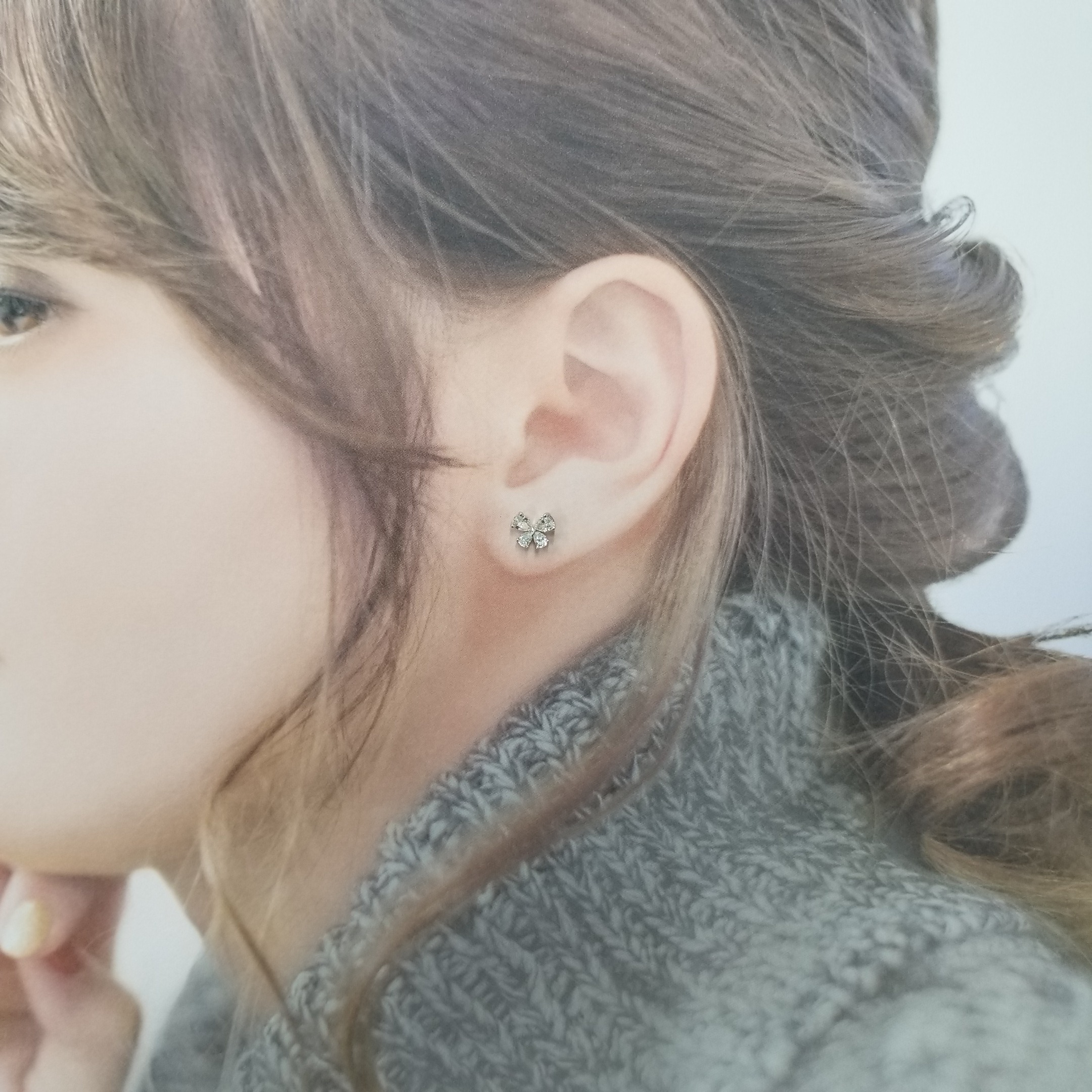 全新18K白金77份鑽石耳環