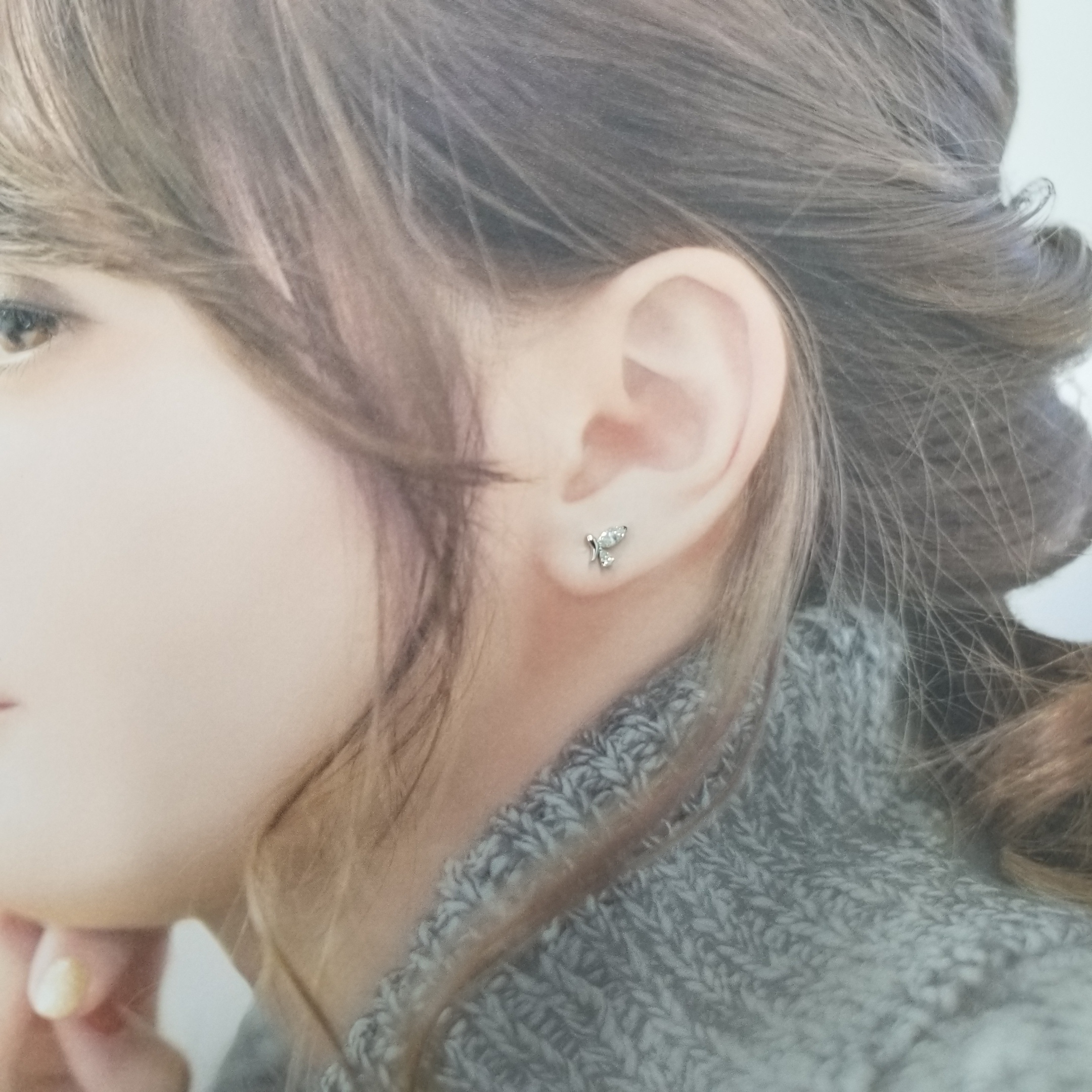 全新18K白金49份鑽石耳環