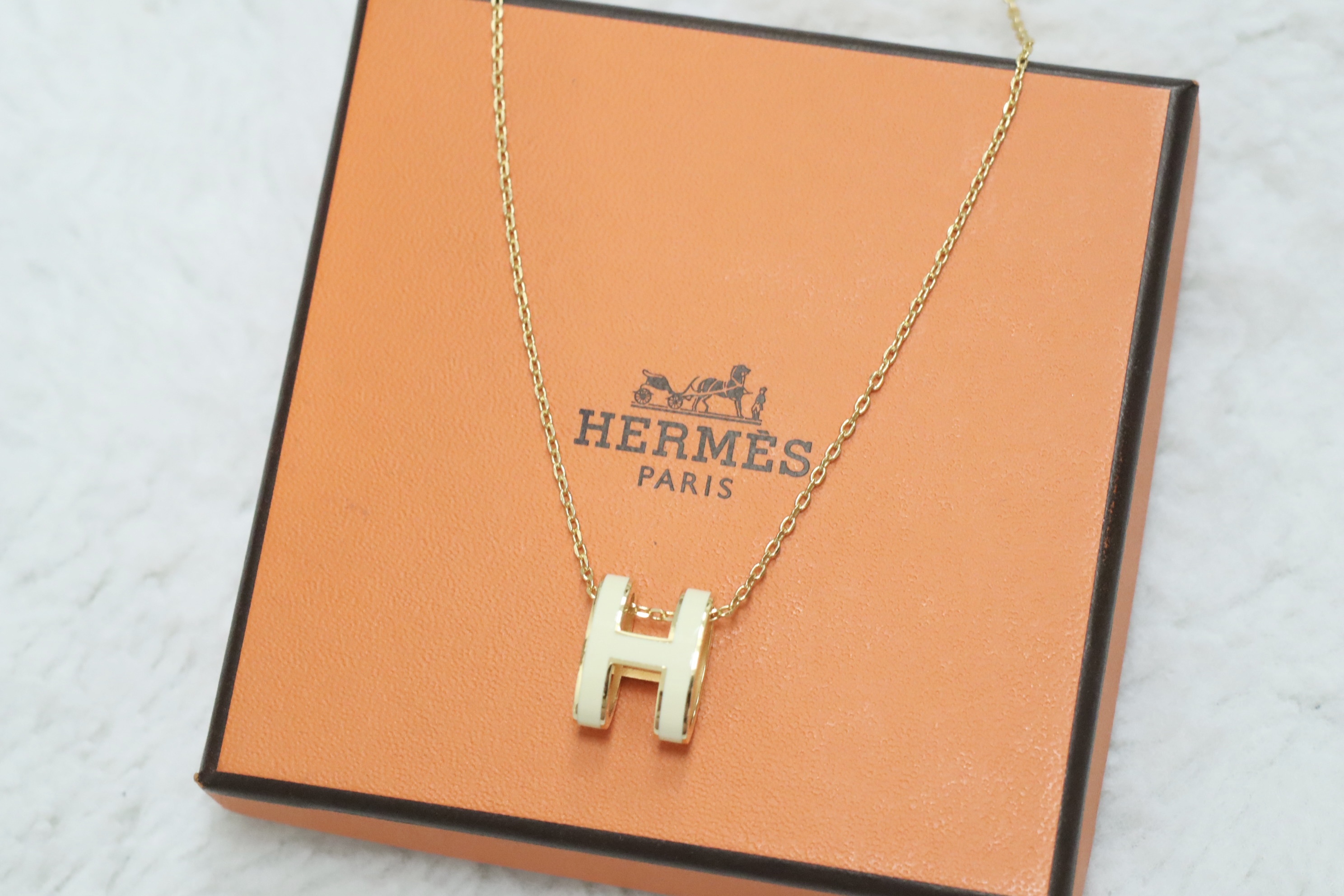 Hermes Pop H 白金吊墜🤍