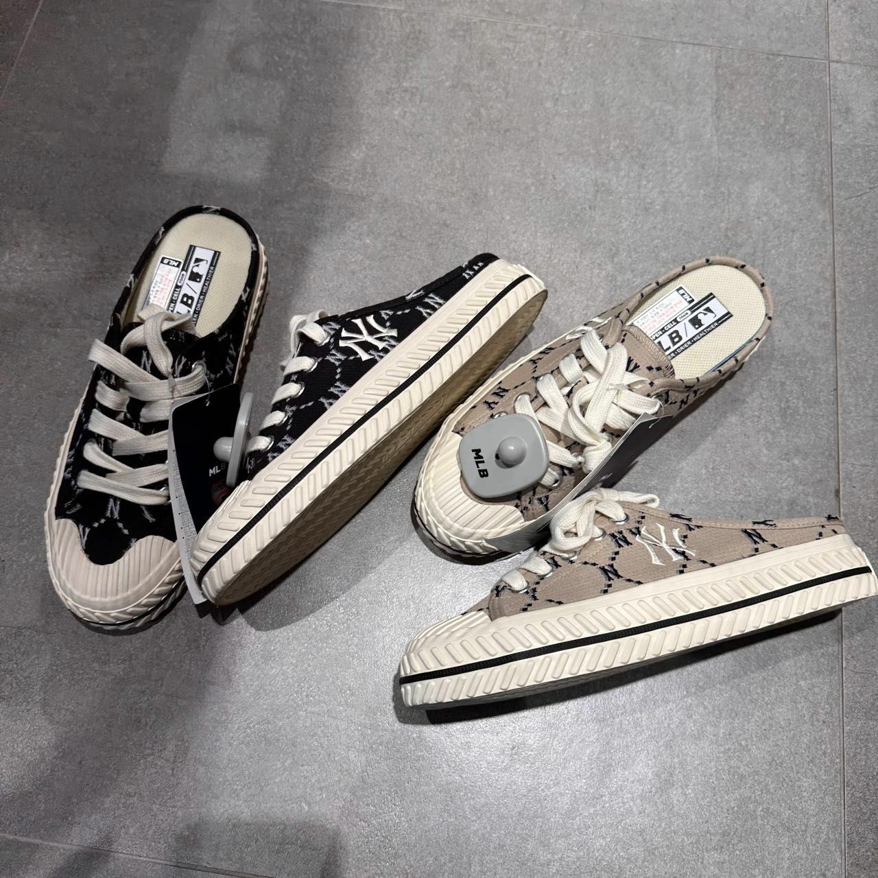 【預購】MLB F042301 老花款懒人半拖鞋