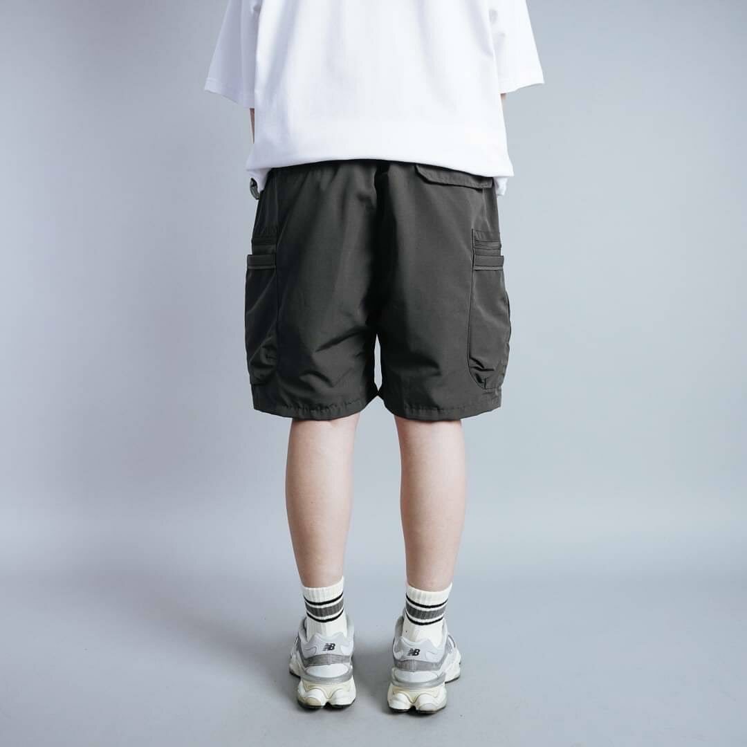 sbg 防潑水 八口袋 立體剪裁 工裝短褲  058