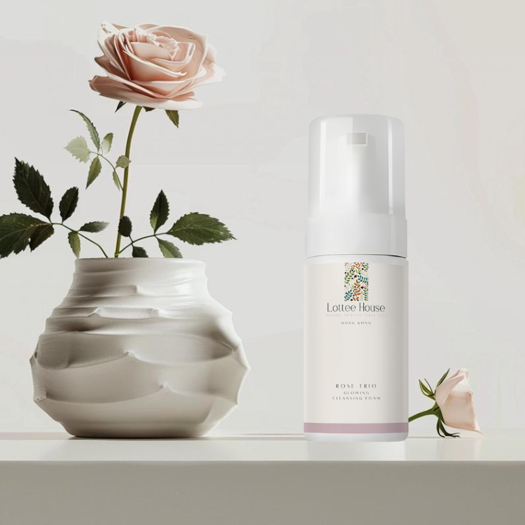 三重玫瑰淨白潔面泡沫