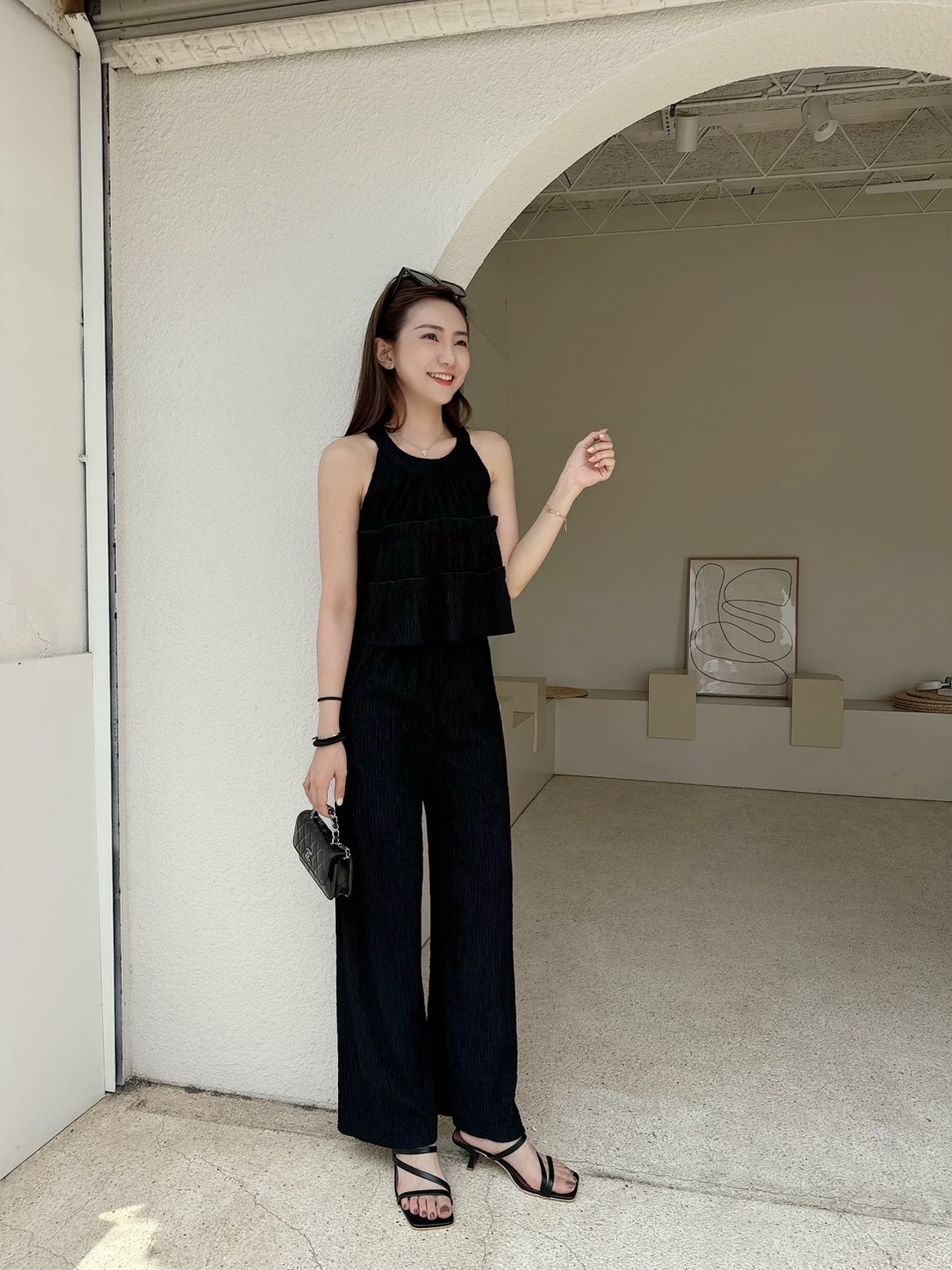 ［預購］🔥04.24春夏新品］💥私訊爆炸～實體美翻］韓版超美透氣涼感薄雪紡削尖背心洋+鬆緊腰寬褲套裝（性感黑/兩色）