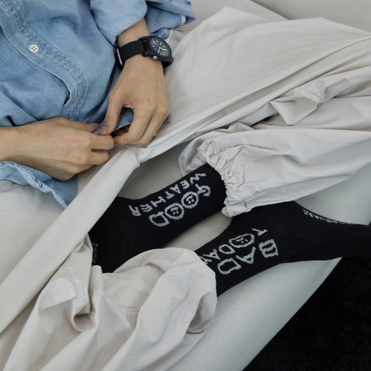 韓國 socks appeal® X INAPSQUARE 童趣塗鴉中桶襪 好天氣