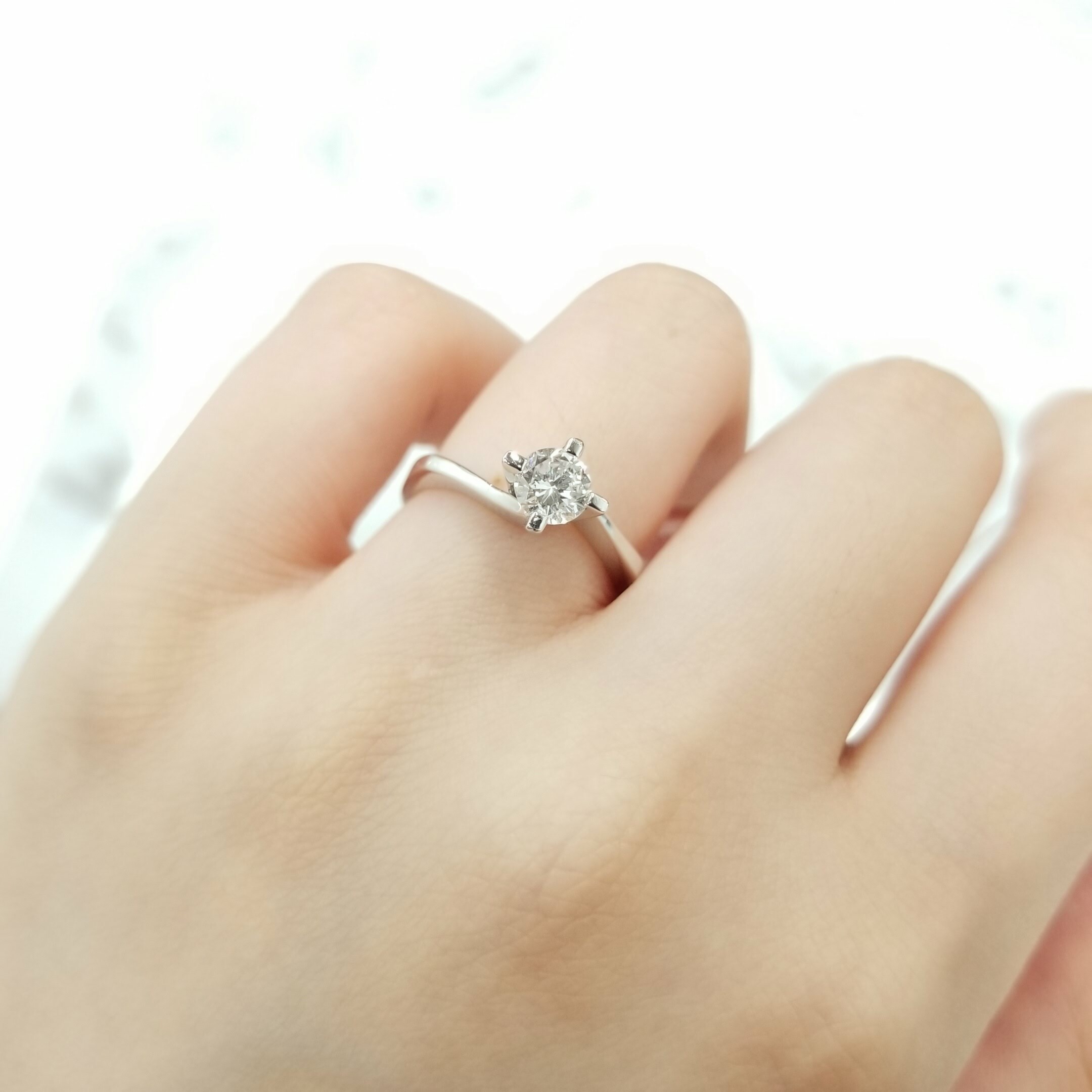 18K White Gold 0.46ct Diamond Ring