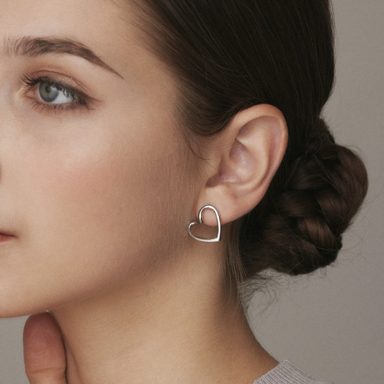 cene 平面鏤空耳針耳環