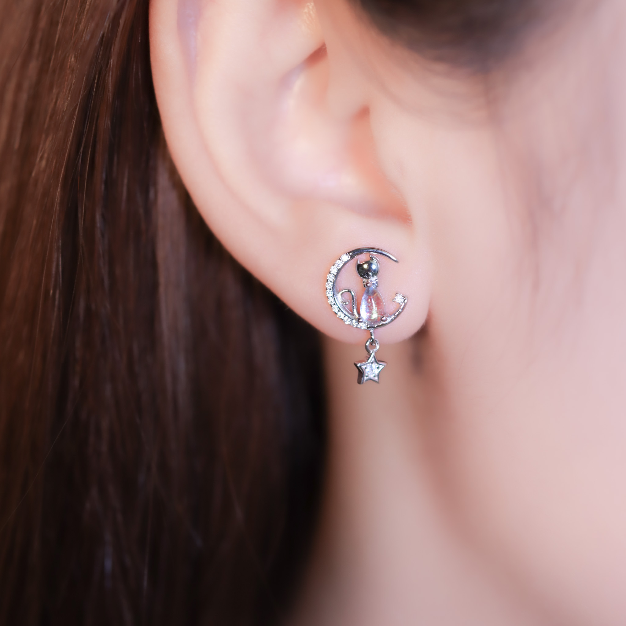 | 925 Silver・White Gold・Glass Stone | Kitty Under The Moon Earrings | EA0755 |