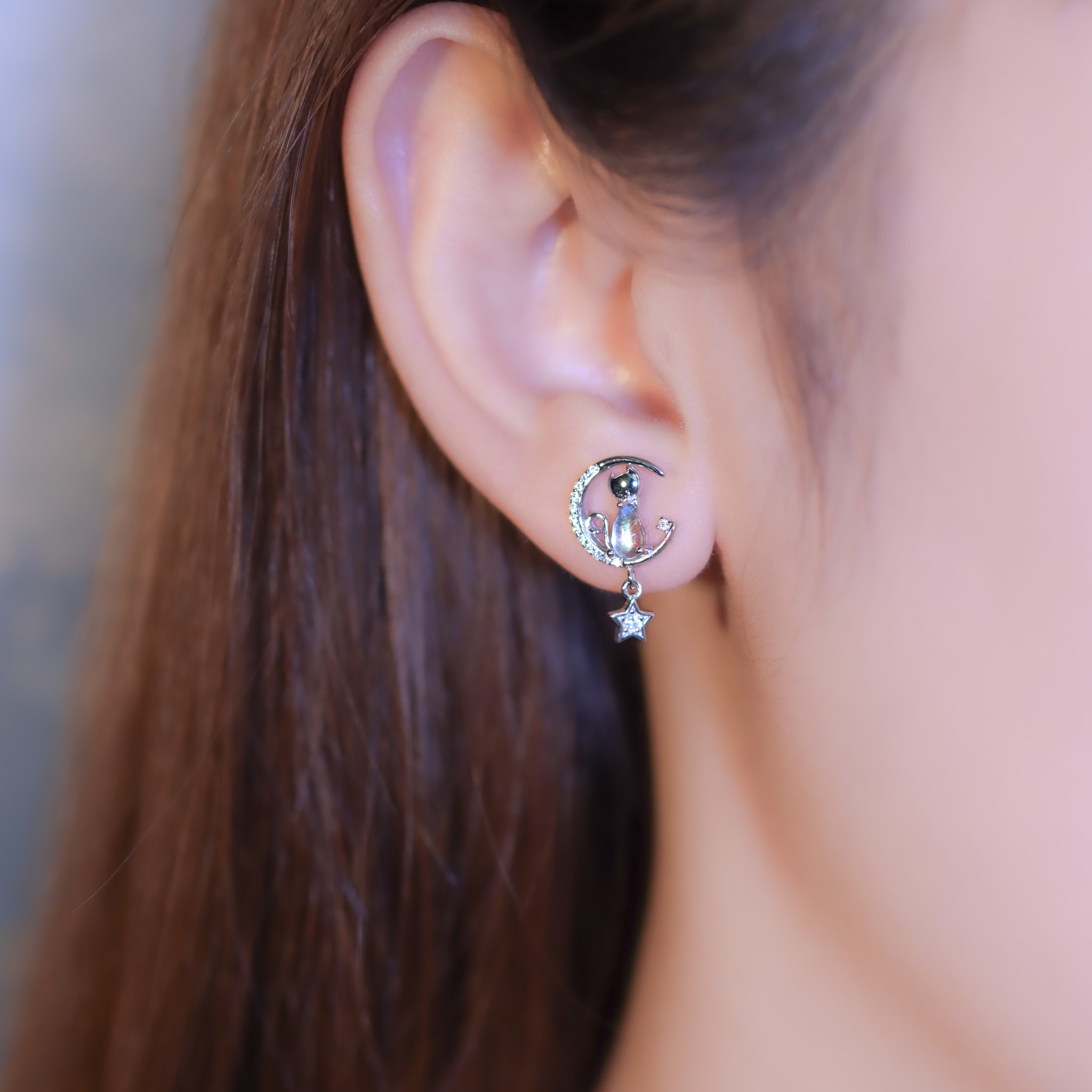 | 925 Silver・White Gold・Glass Stone | Kitty Under The Moon Earrings | EA0755 |