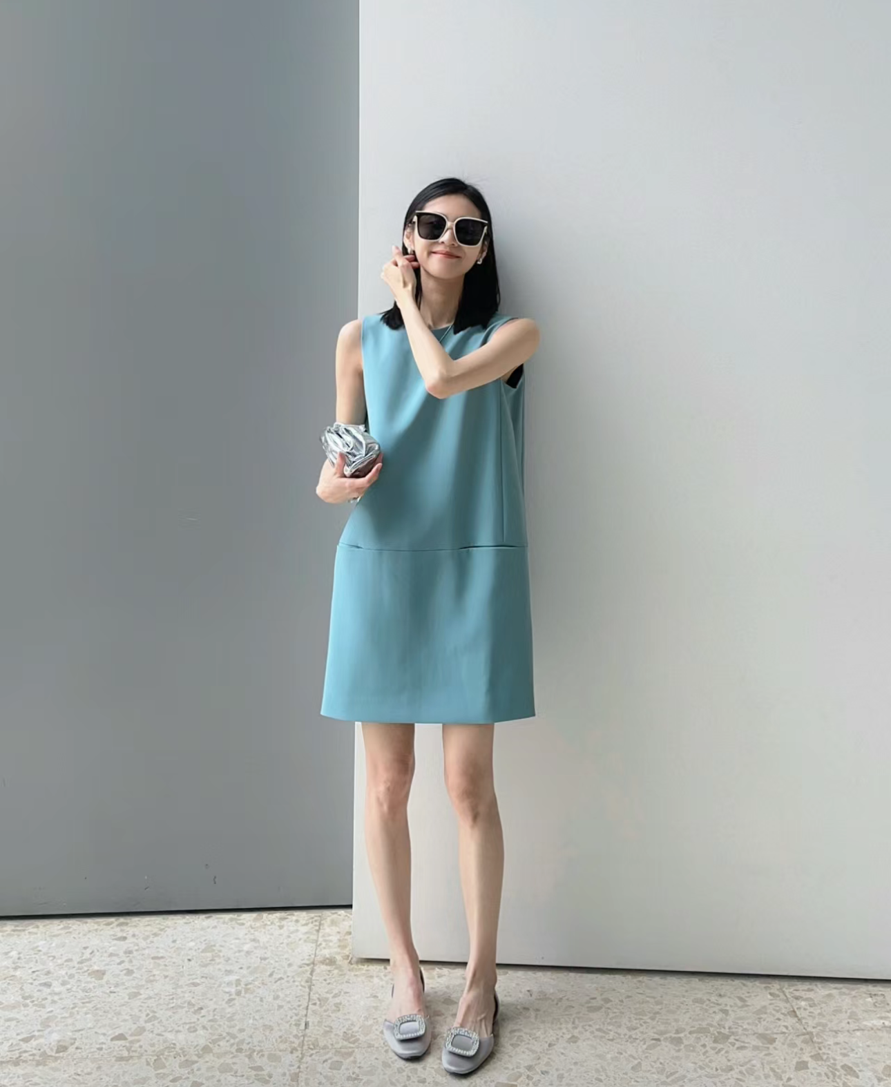 無袖口袋設計高雅洋裝