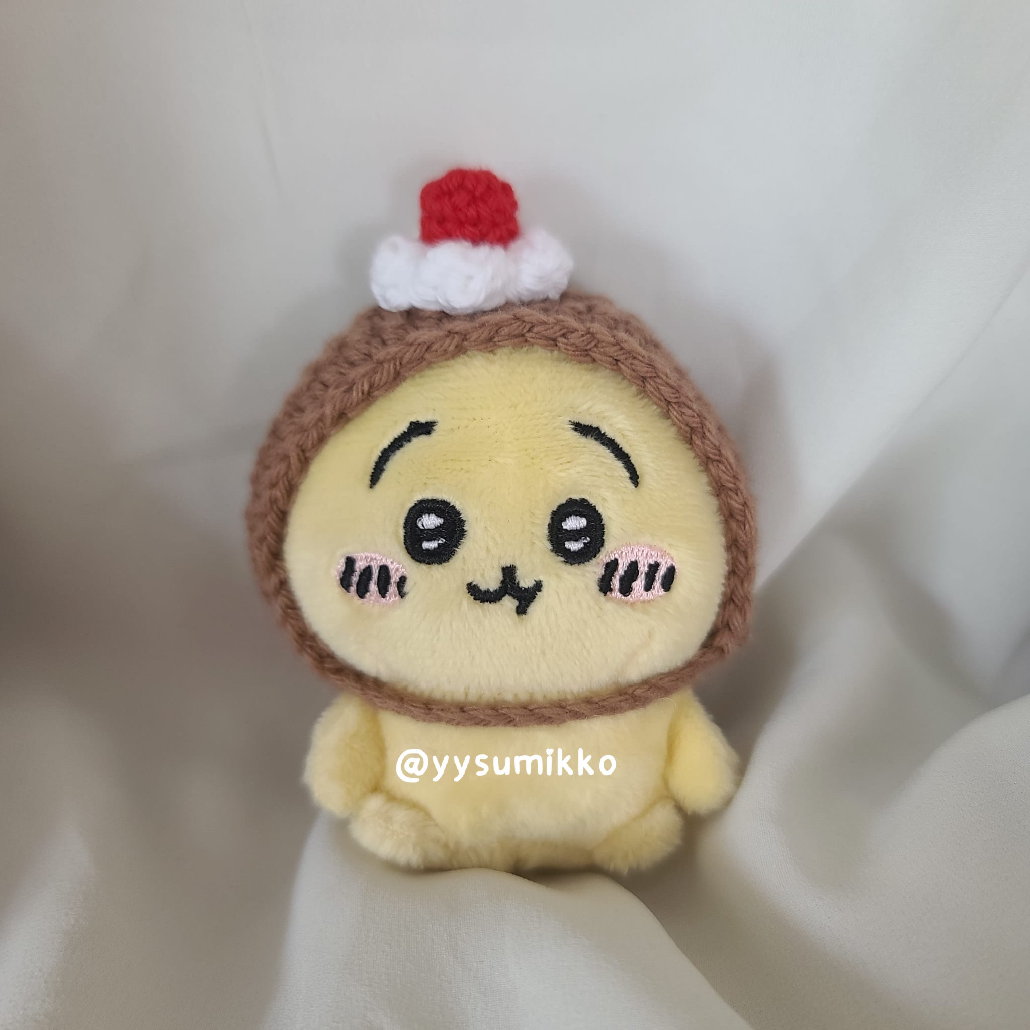 [全人手製] 朱古力rollcake 蛋卷 全包 頭飾 冷帽 Chiikawa適用