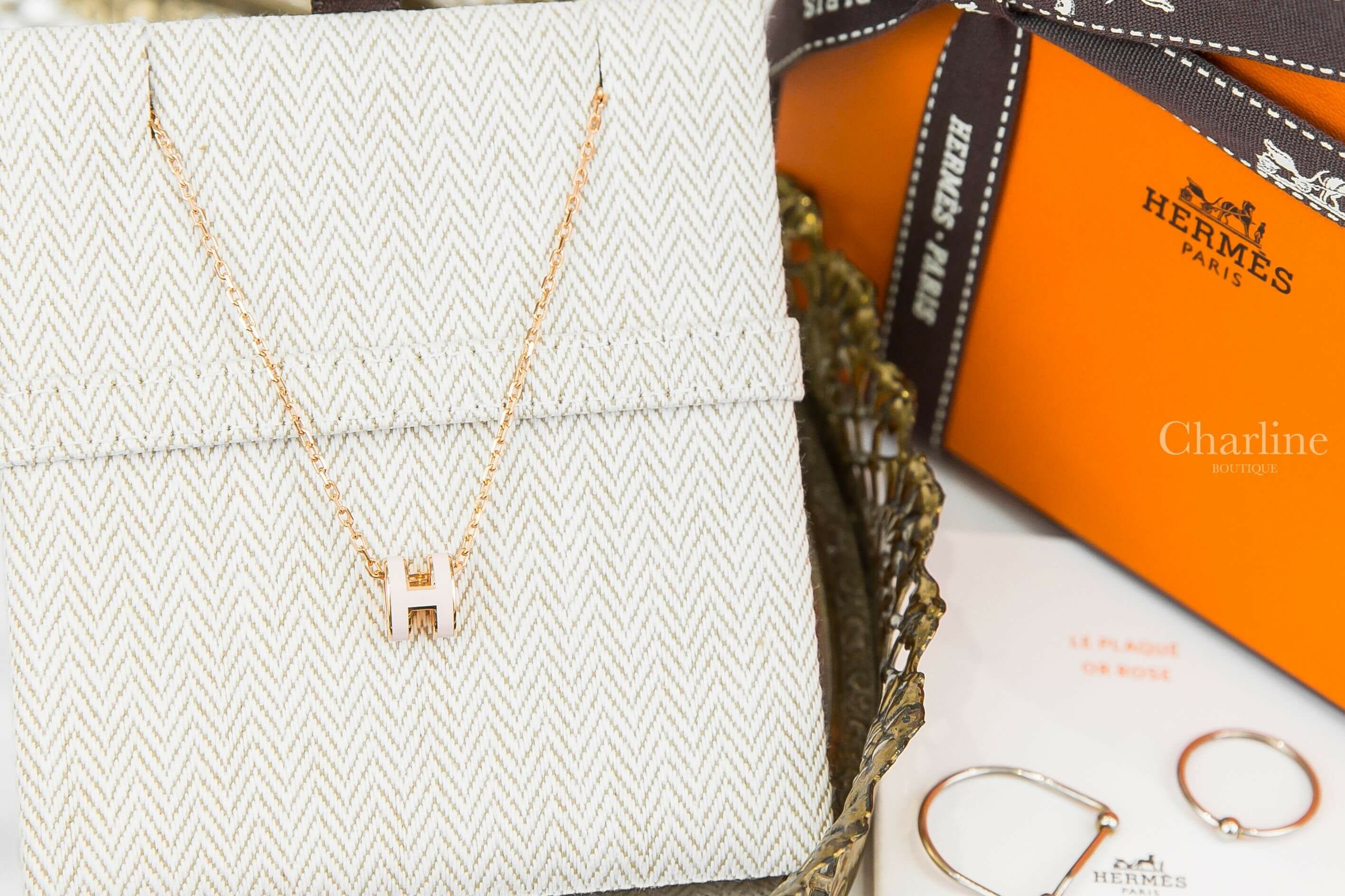 Hermès Mini Pop H Pendant 淡粉色迷你珐瑯鍍玫瑰金簍空橢圓項鍊