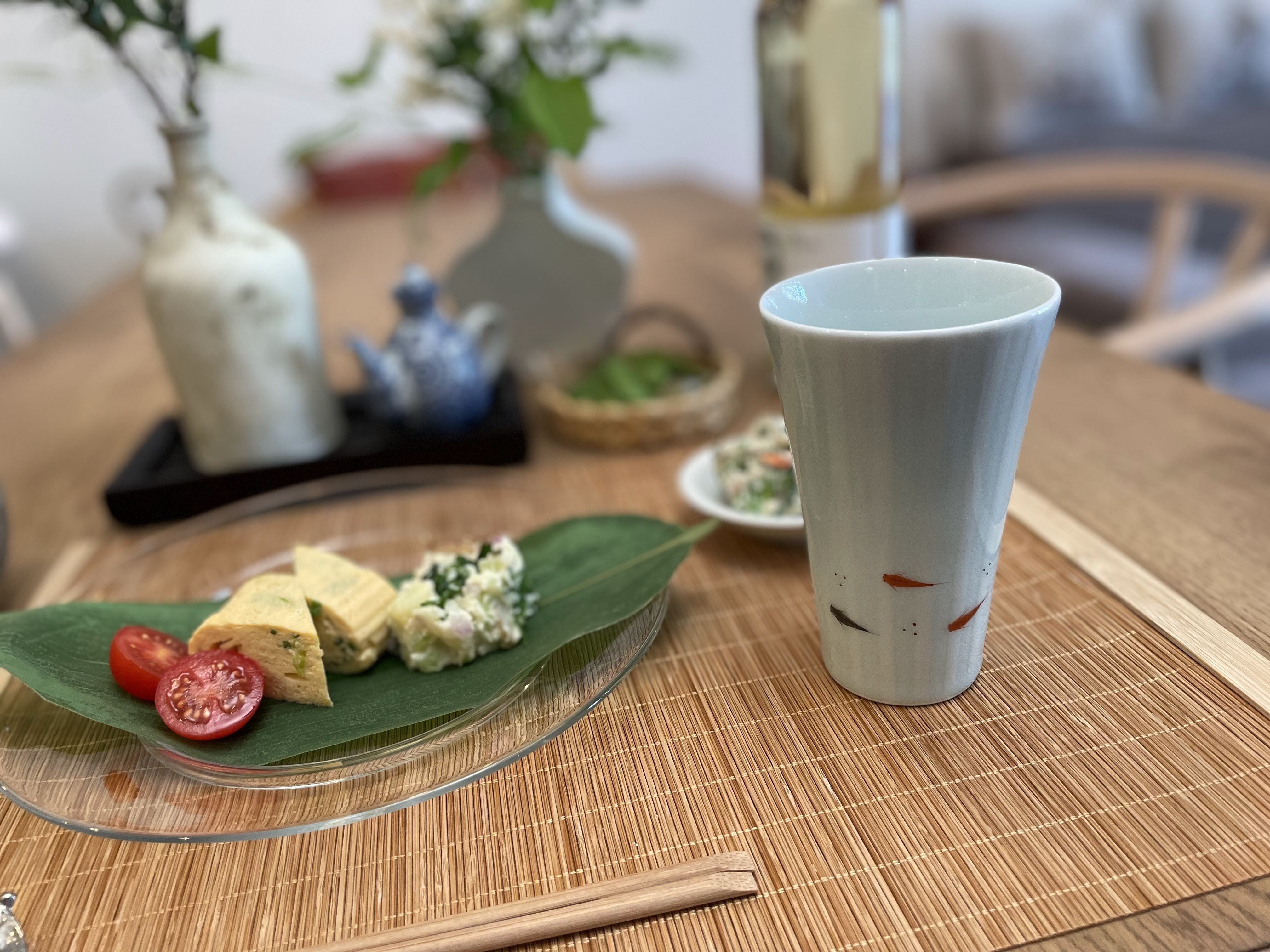 303好食好物鍋島燒｜日本青白瓷小魚紋十草水杯