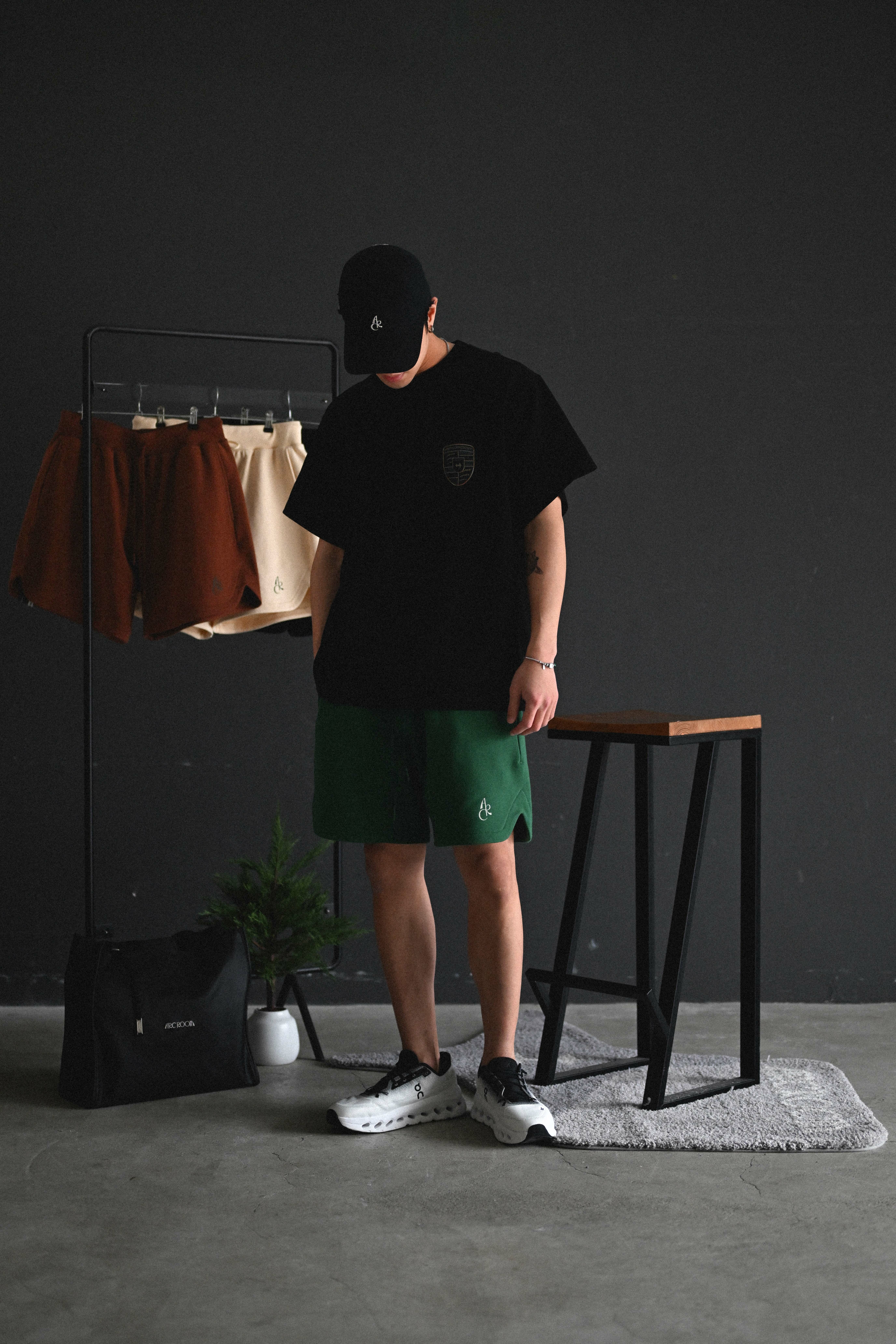 EVERYDAY SHORTS - GREEN