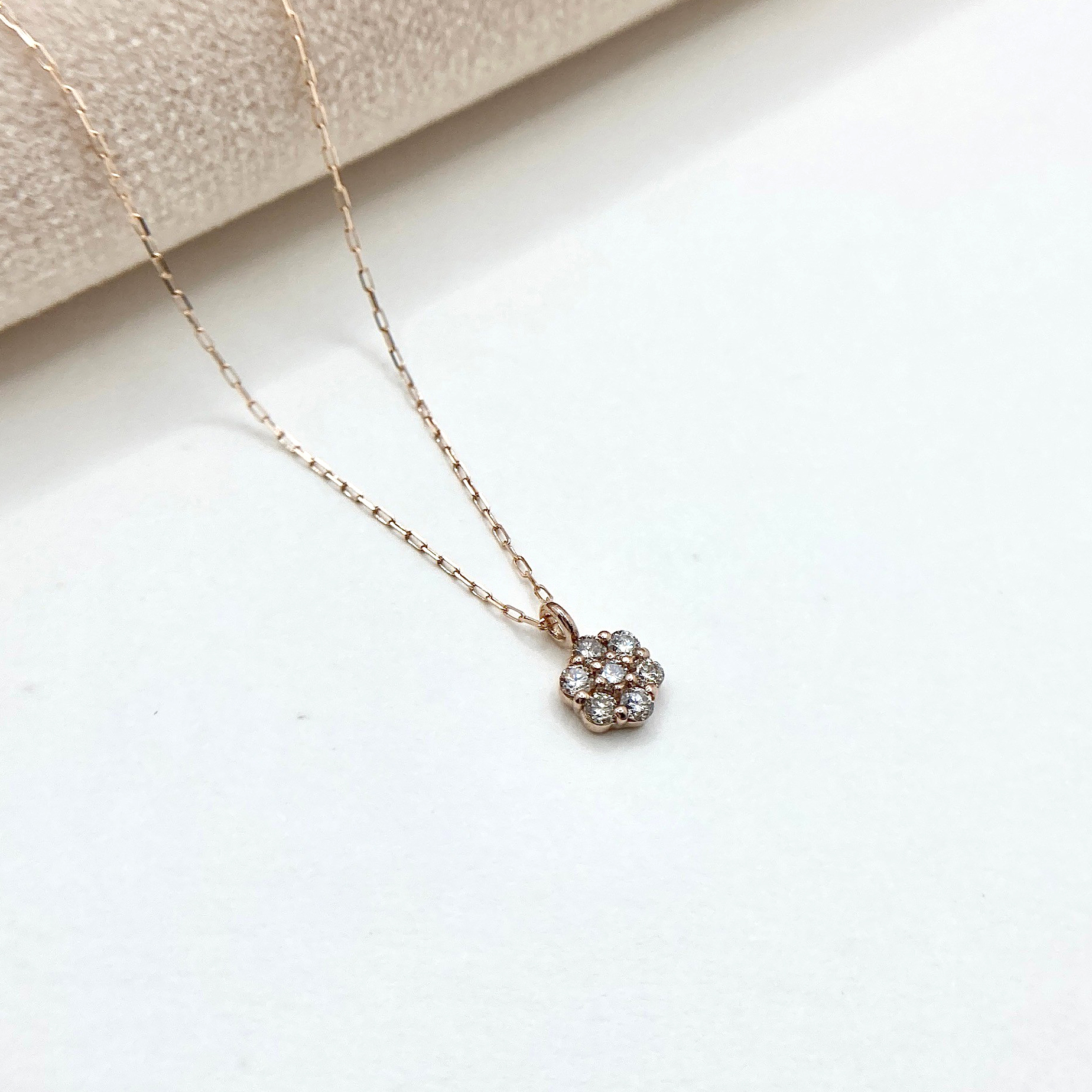 K18 摩登小巧真鑽項鍊