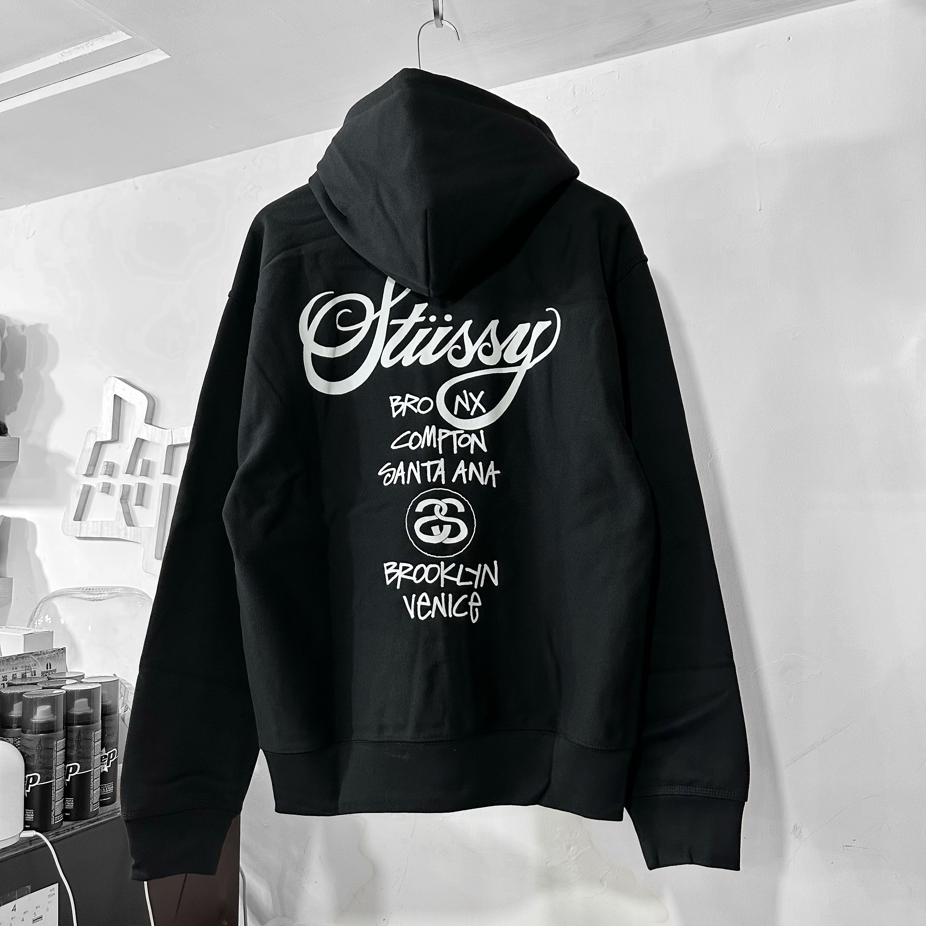 STUSSY WORLD TOUR ZIP HOODIE - BLACK 巡遊 拉鏈外套