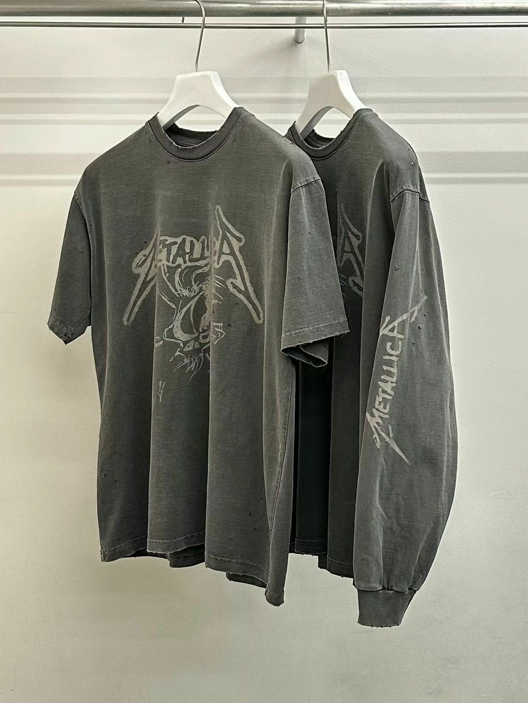 洗水英文字圖案長袖衫 WELL DONE-040T