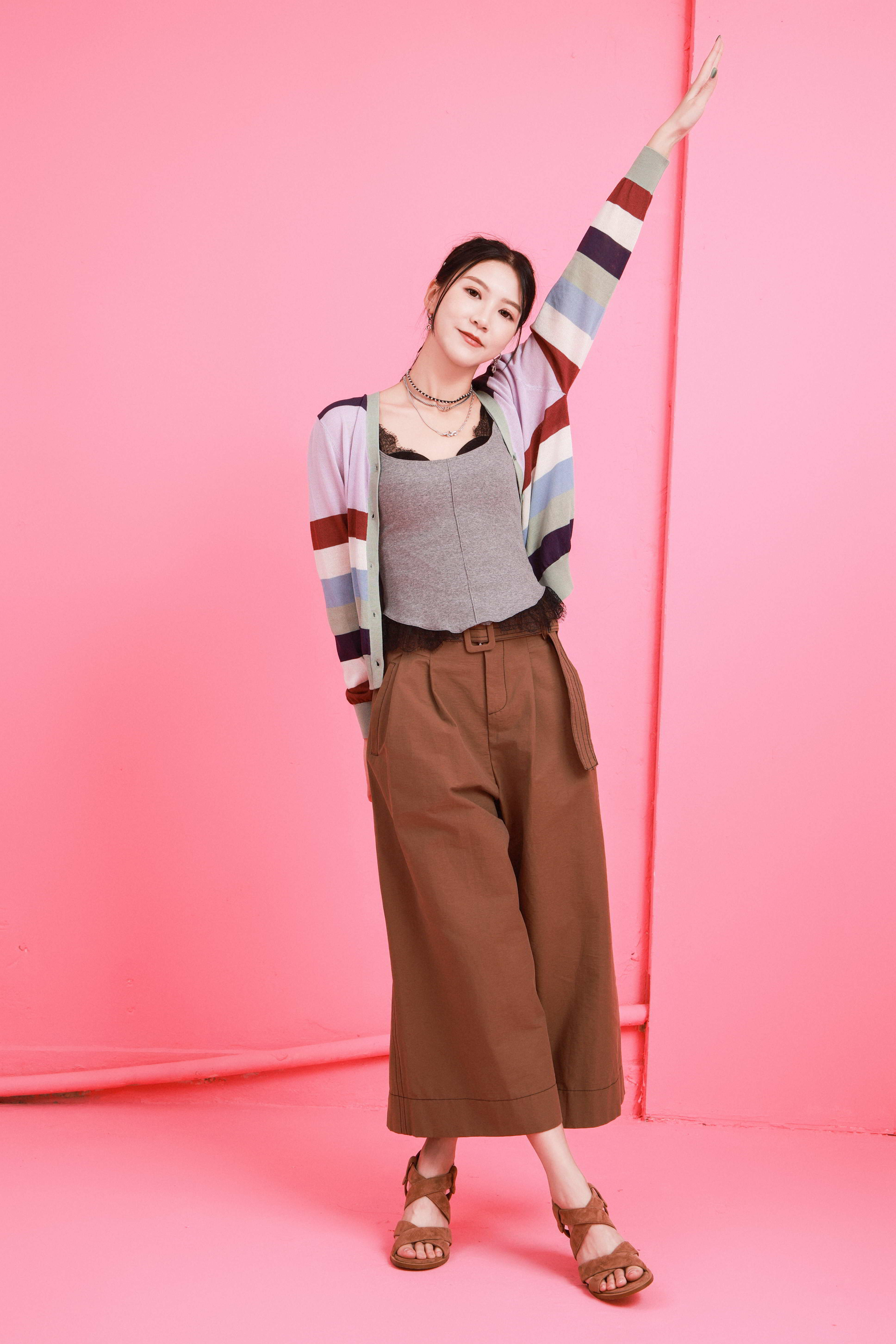 造型 859（外套＋上衣＋長褲）