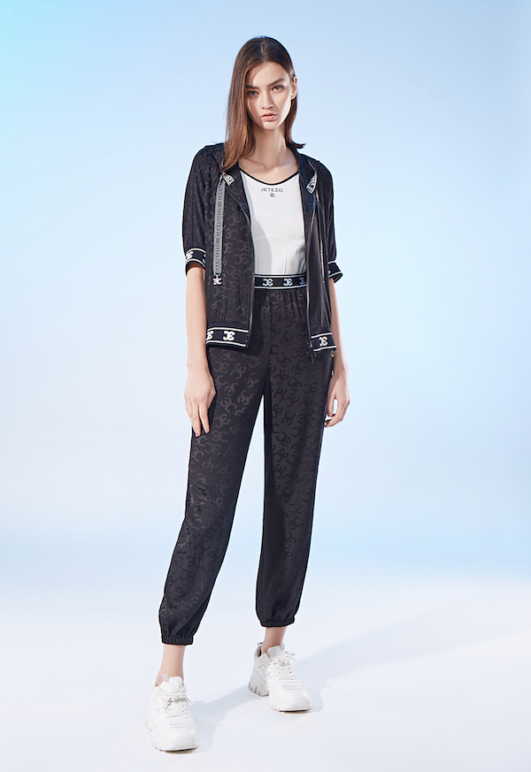 BD10128B1 蠶絲暗緹花泡泡布運動縮口褲