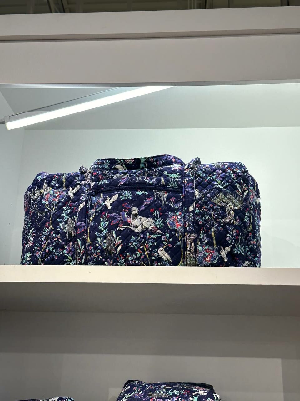 [S] VERA BRADLEY 28506-U70 LARGE TRAVEL DUFFLE,FORBIDDEN FOREST, 886003805961 (SVB38)