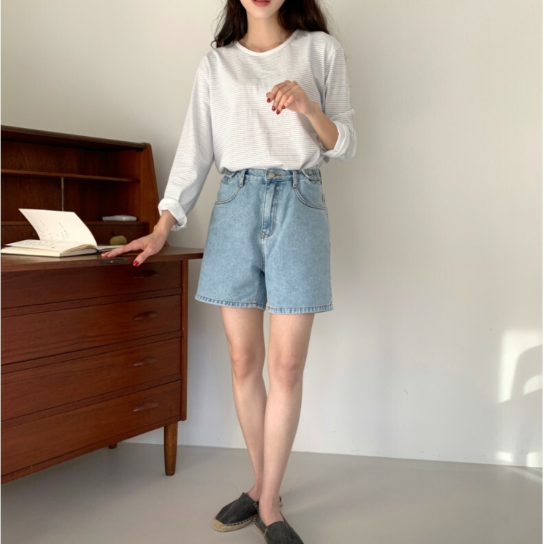 4386 女生牛仔短褲