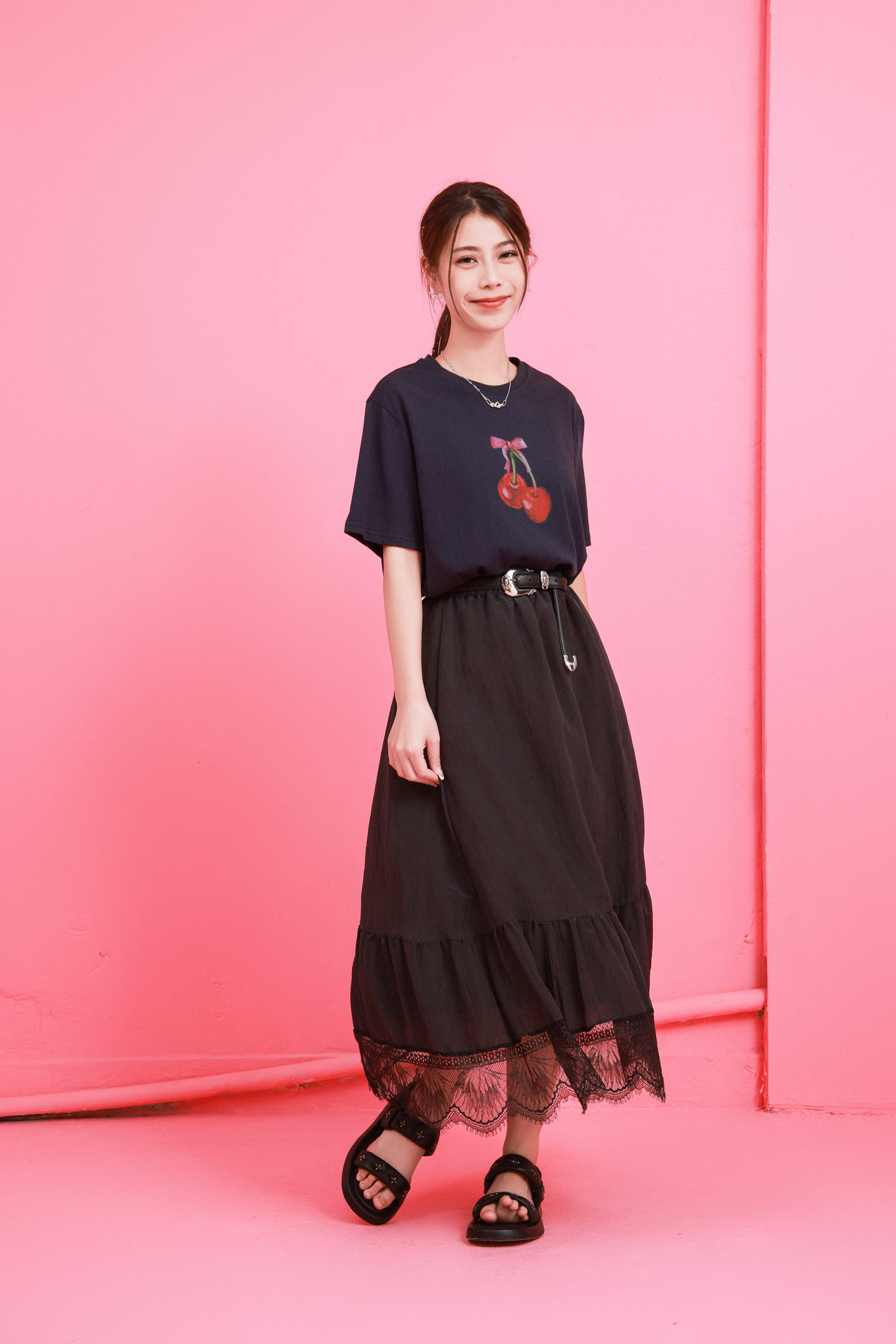 造型 869（Tee＋半截裙）