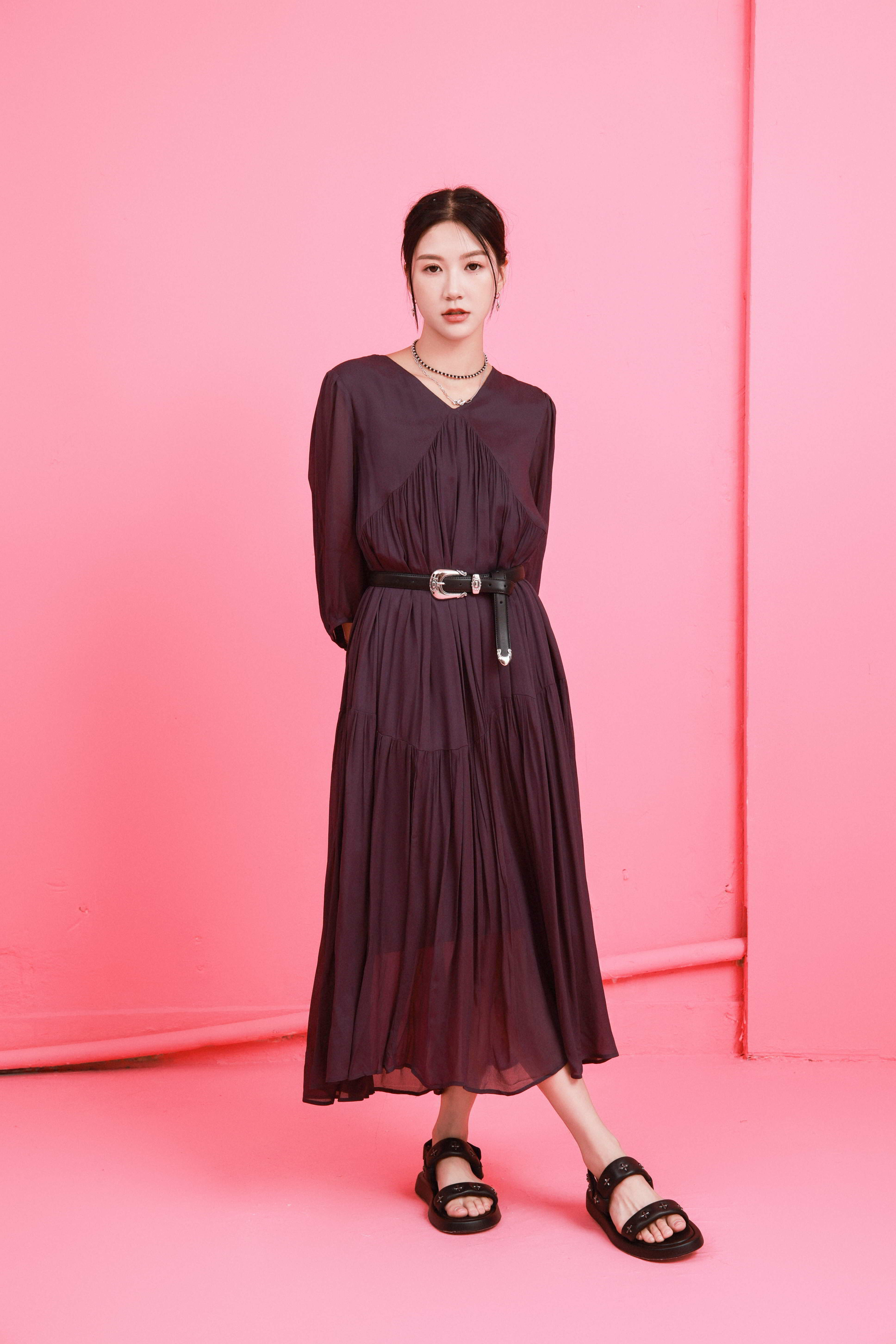 造型 871（連身裙＋皮帶）