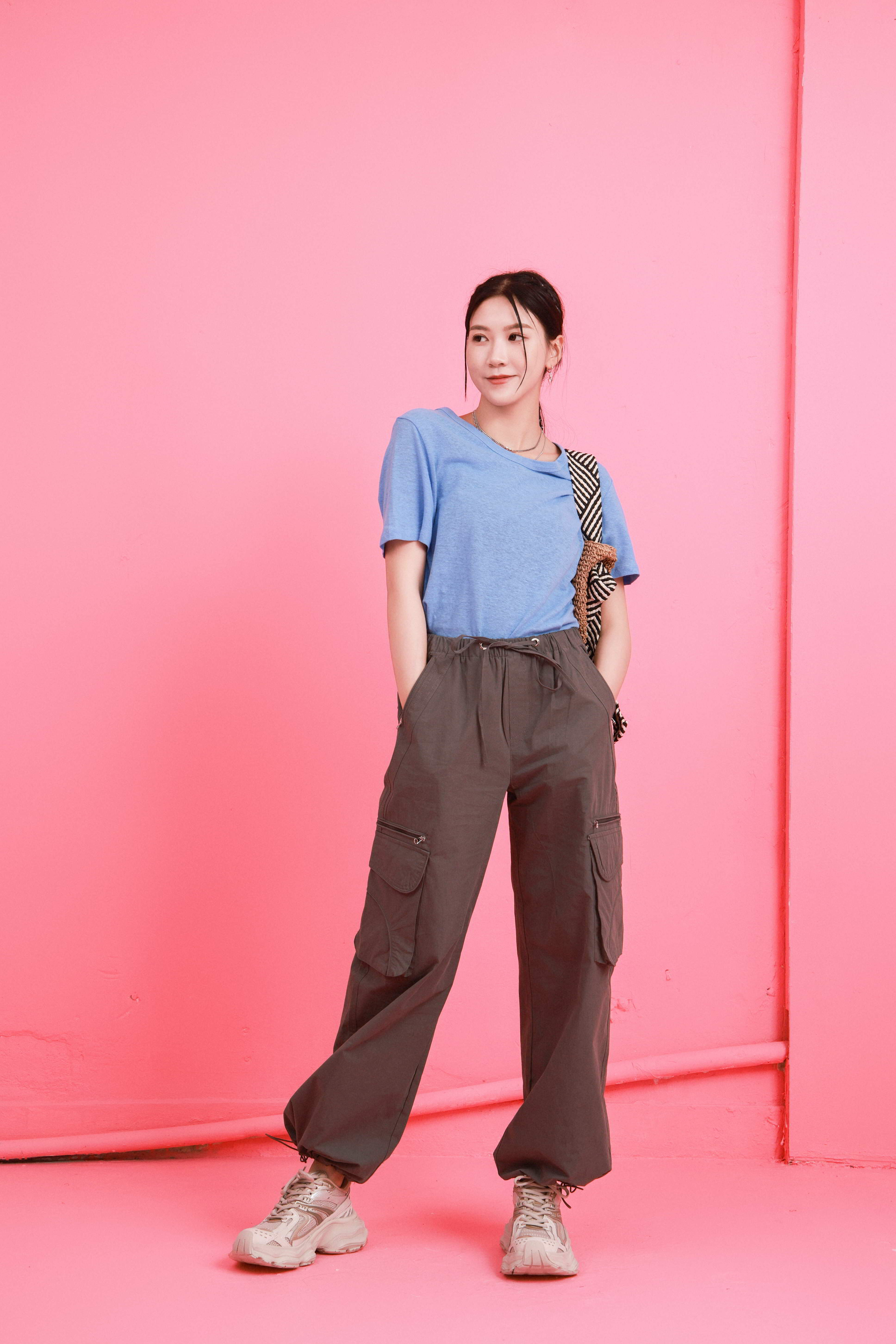 造型 877（Tee＋長褲）