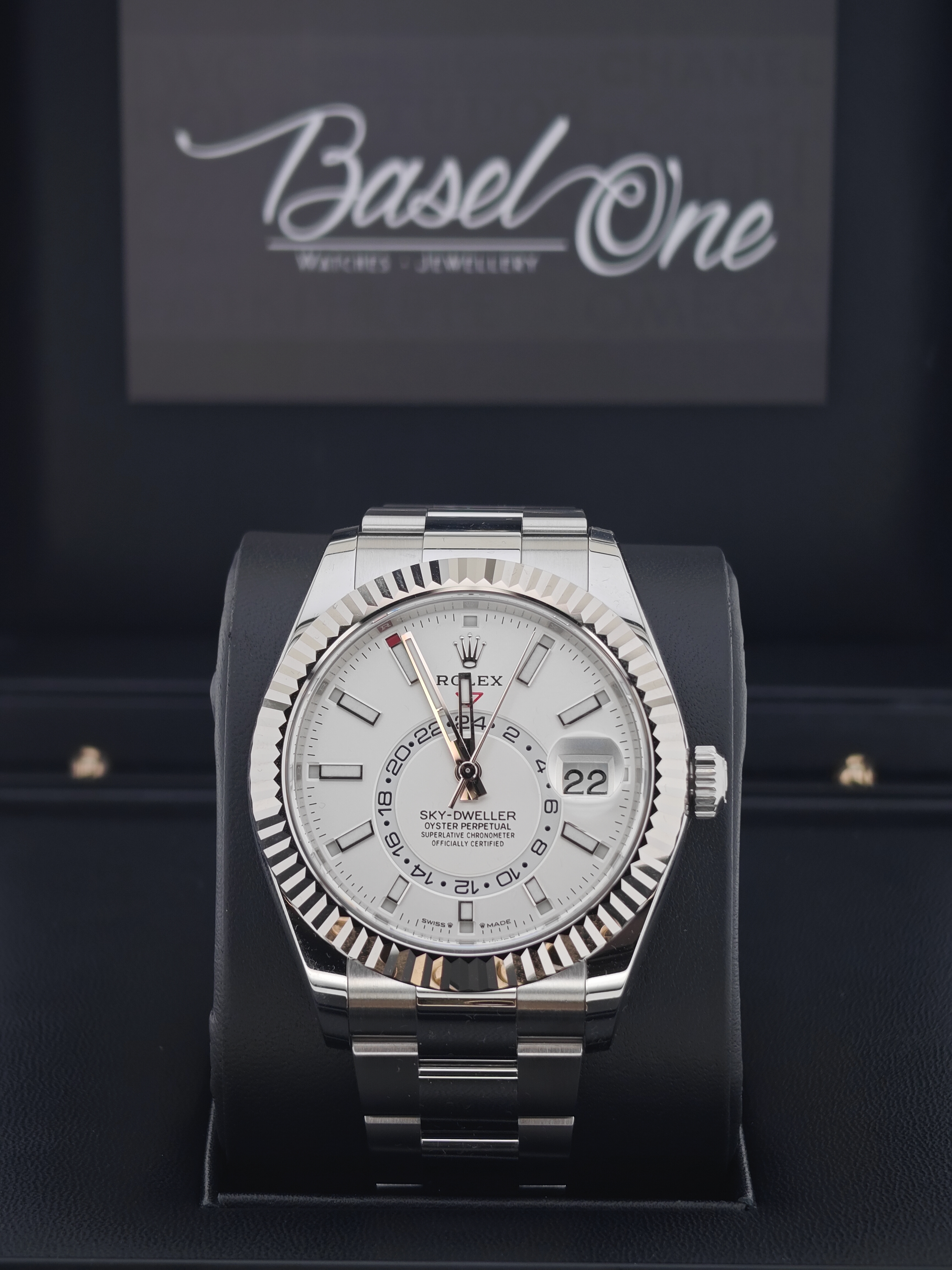 BRAND NEW ROLEX 336934 SKY DWELLER WHITE GOLD STEEL WHITE GMT DATE OYSTER STEEL 42mm