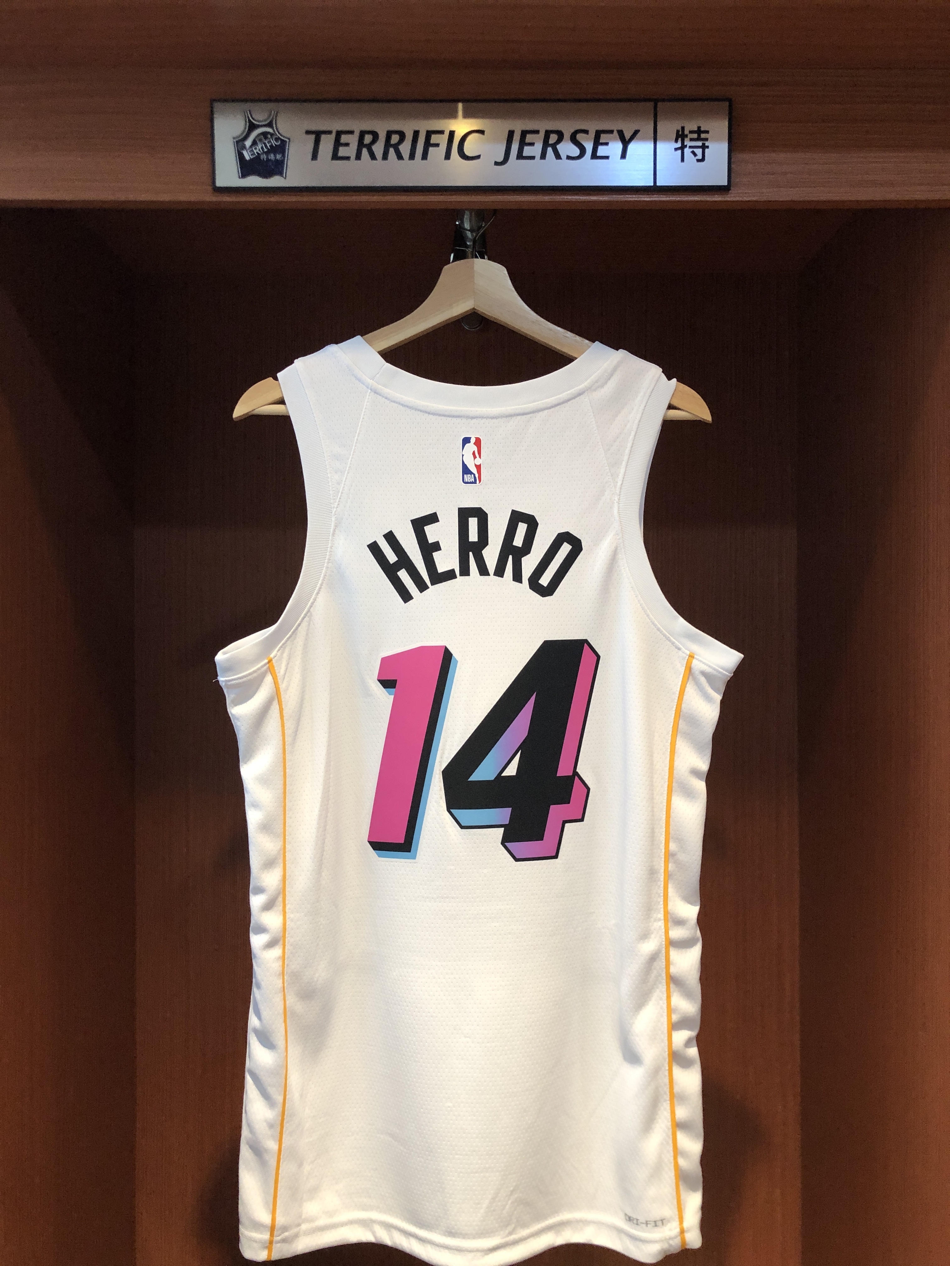 NBA球衣 Tyler Herro 邁阿密熱火城市 City Nike Swingman 球迷版 熱轉印 含贊助商標 全新