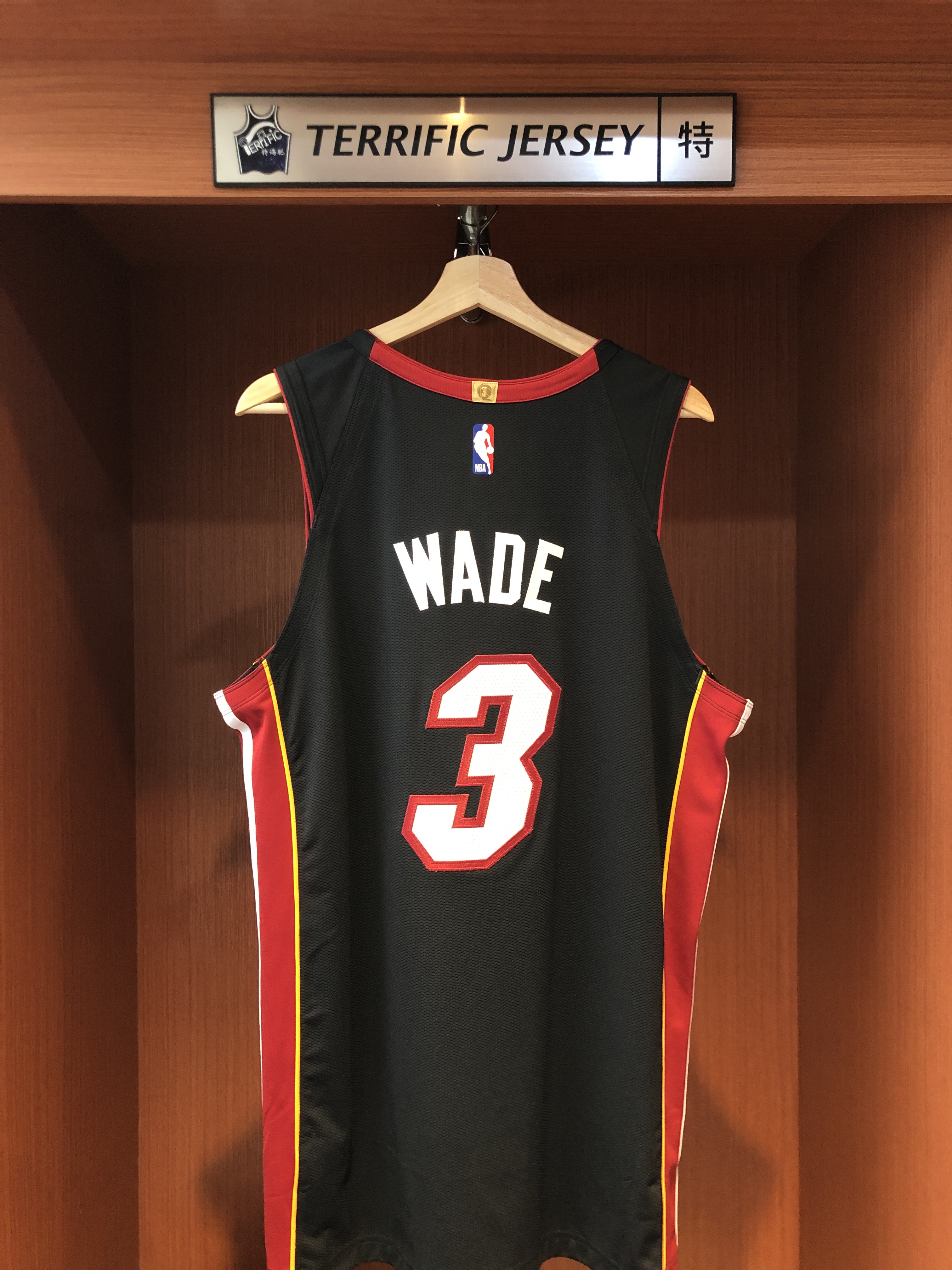 NBA球衣 Dwyane Wade 邁阿密熱火黑 Icon Nike Authentic 球員版 電繡 含贊助商標 全新