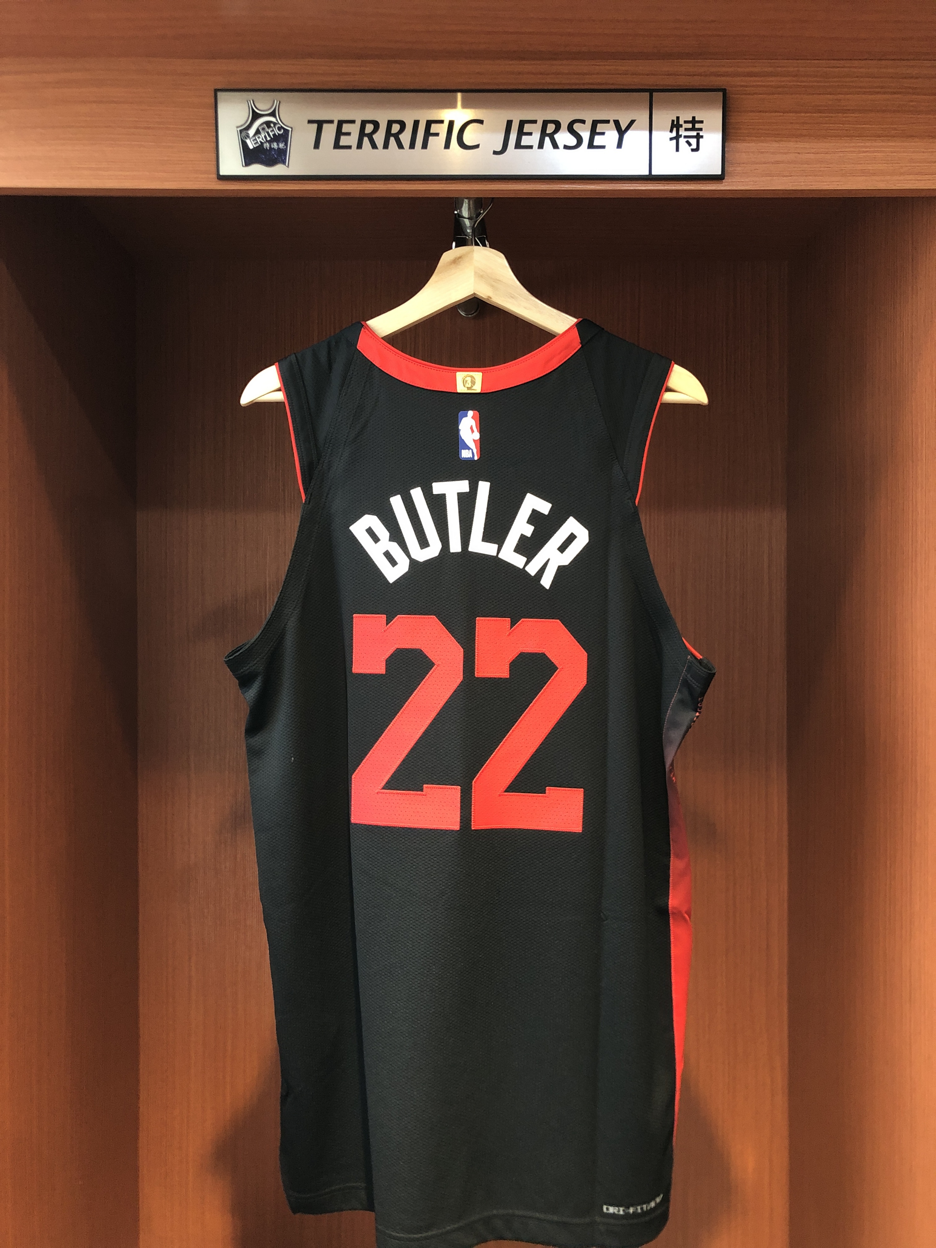 NBA球衣 Jimmy Butler 邁阿密熱火城市 文化黑 City Nike Authentic 球員版 電繡 全新