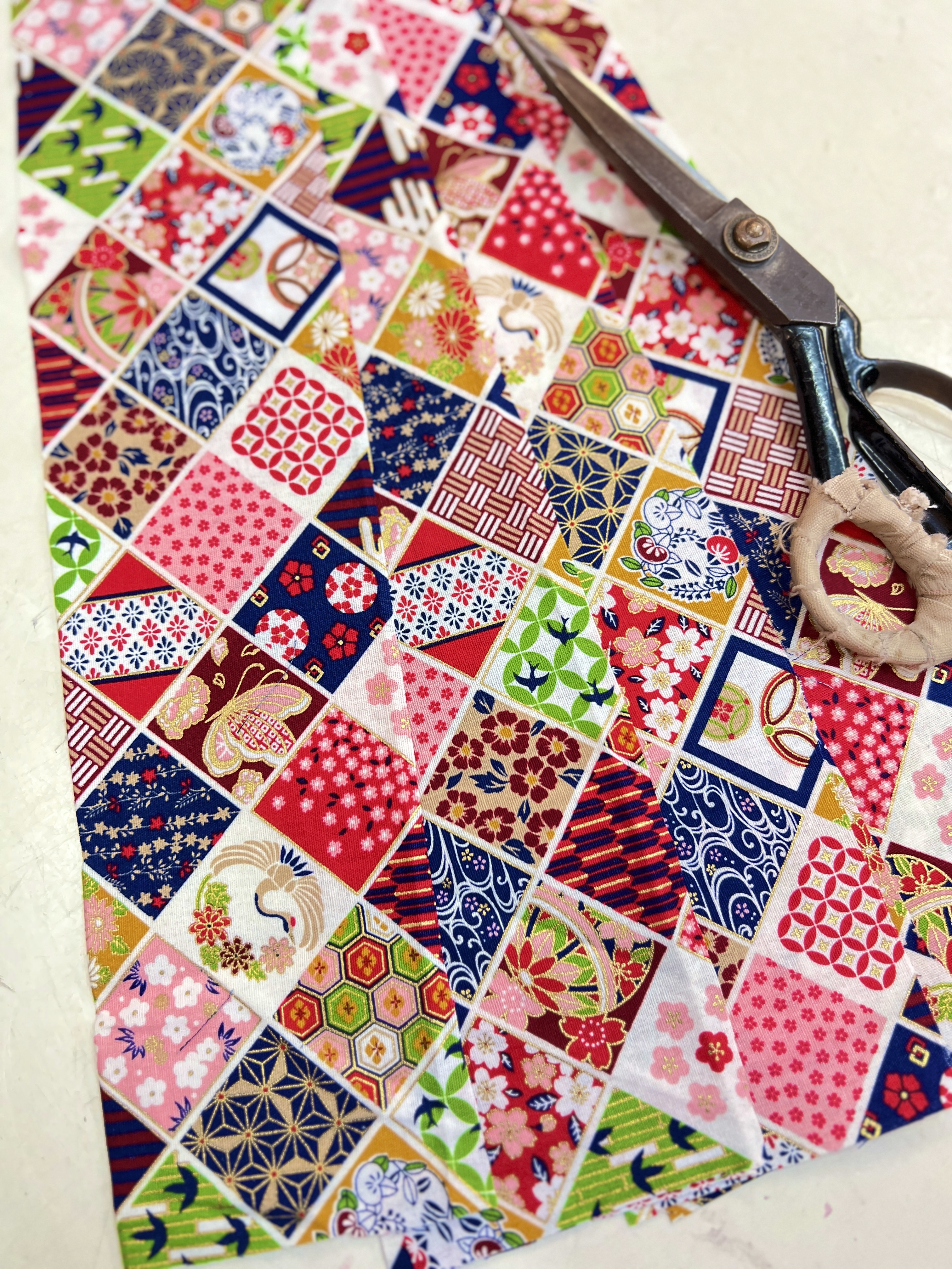 Phone Charm 手機手帶 | Japan fabric | 和風菱形格格花