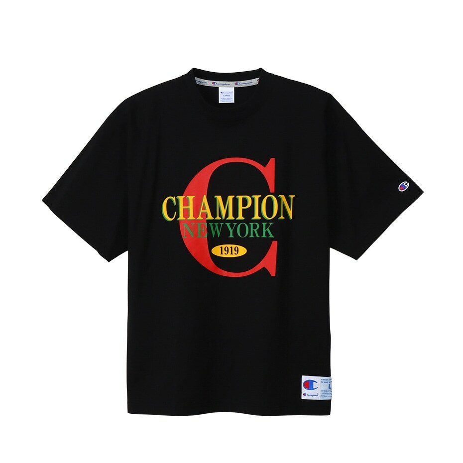 男款- ACTION STYLE 復古運動 BigC 植絨 寬短 短TEE-黑色（ C3-Z310-090）