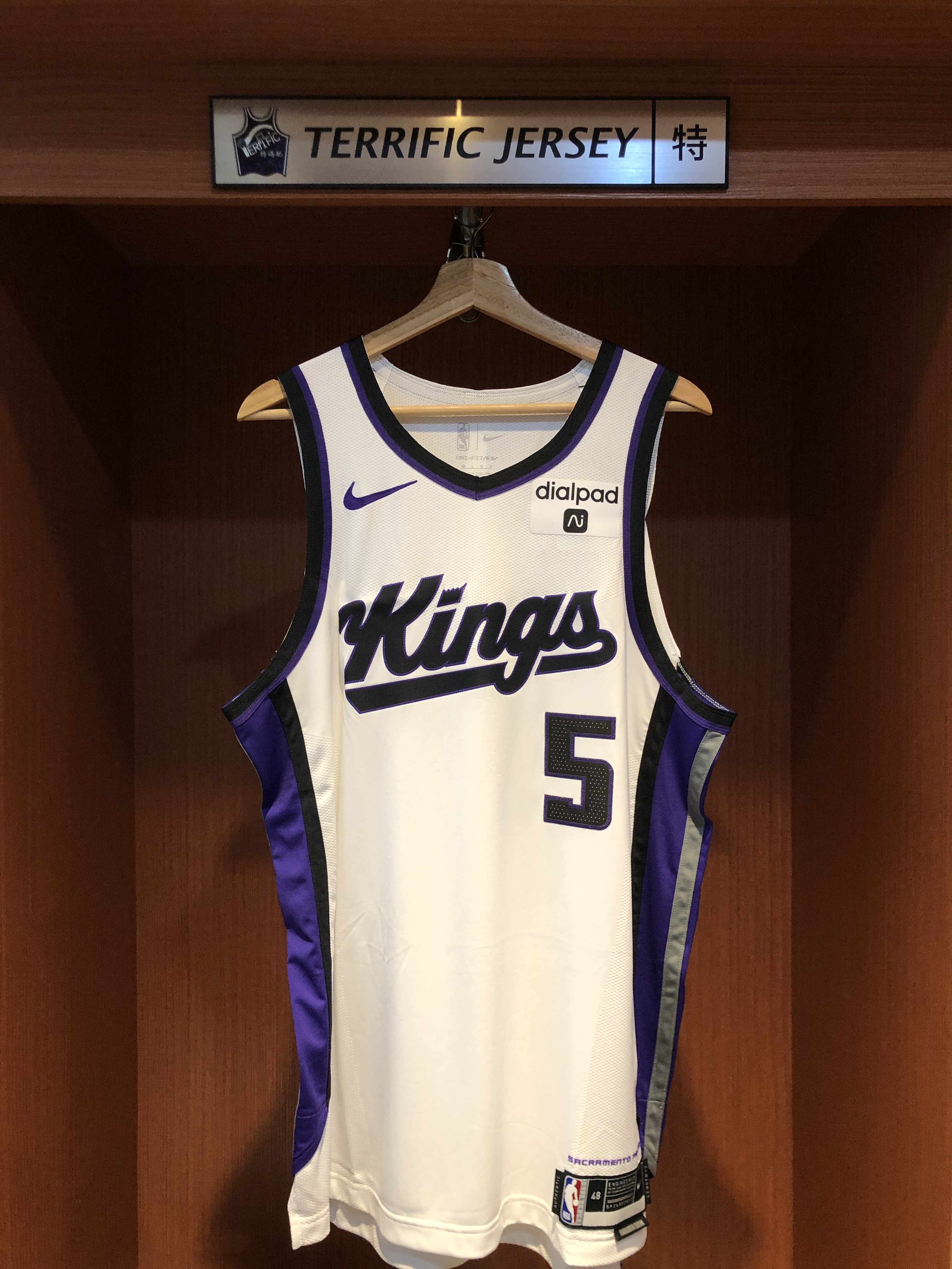 NBA球衣 De'aaron Fox 沙加緬度國王白 Association Nike Authentic 球員版 電繡 含贊助商標 全新