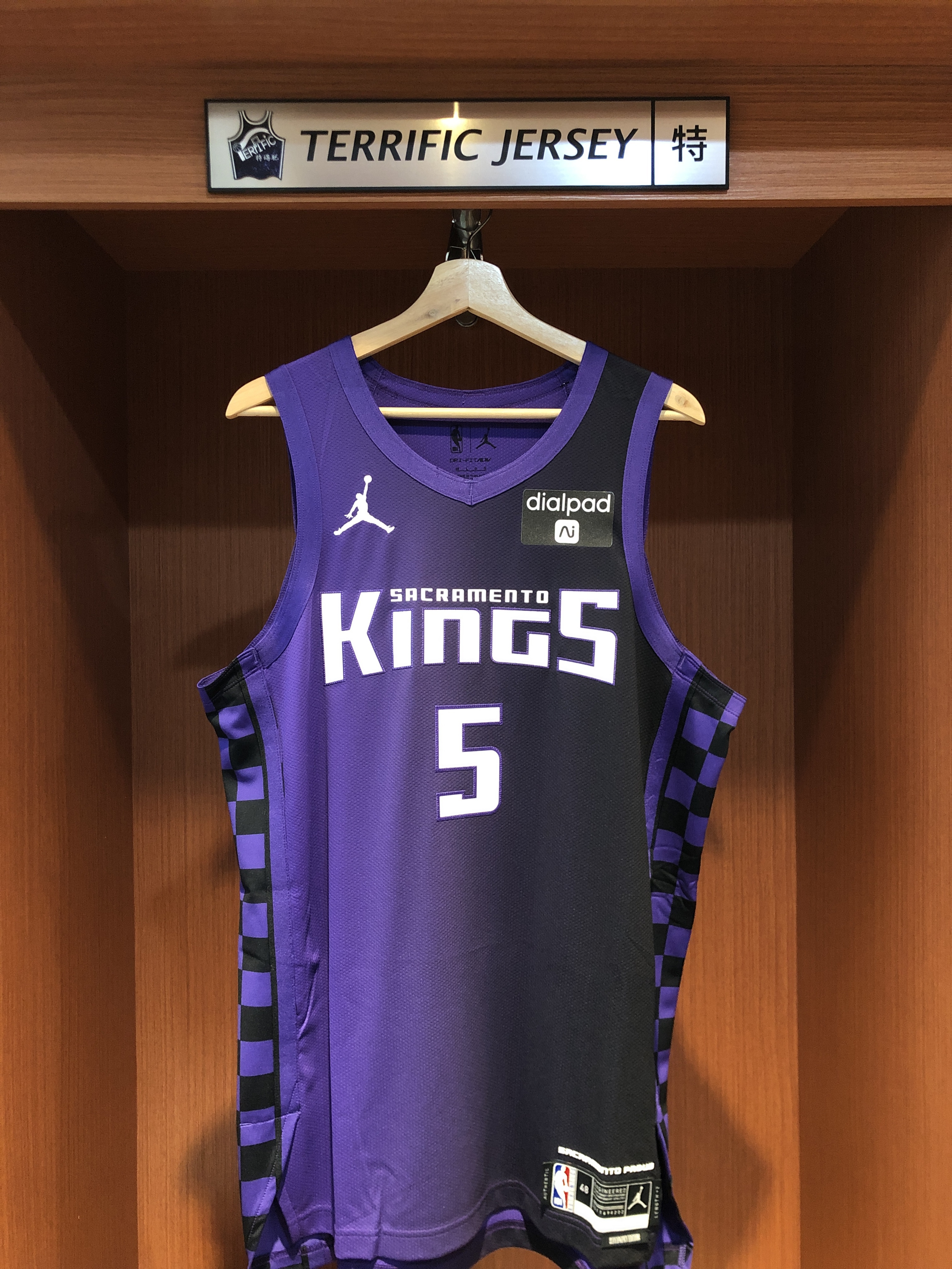 NBA球衣 De'aaron Fox 沙加緬度國王紫 Statement Jordan Authentic 球員版 電繡 含贊助商標 全新