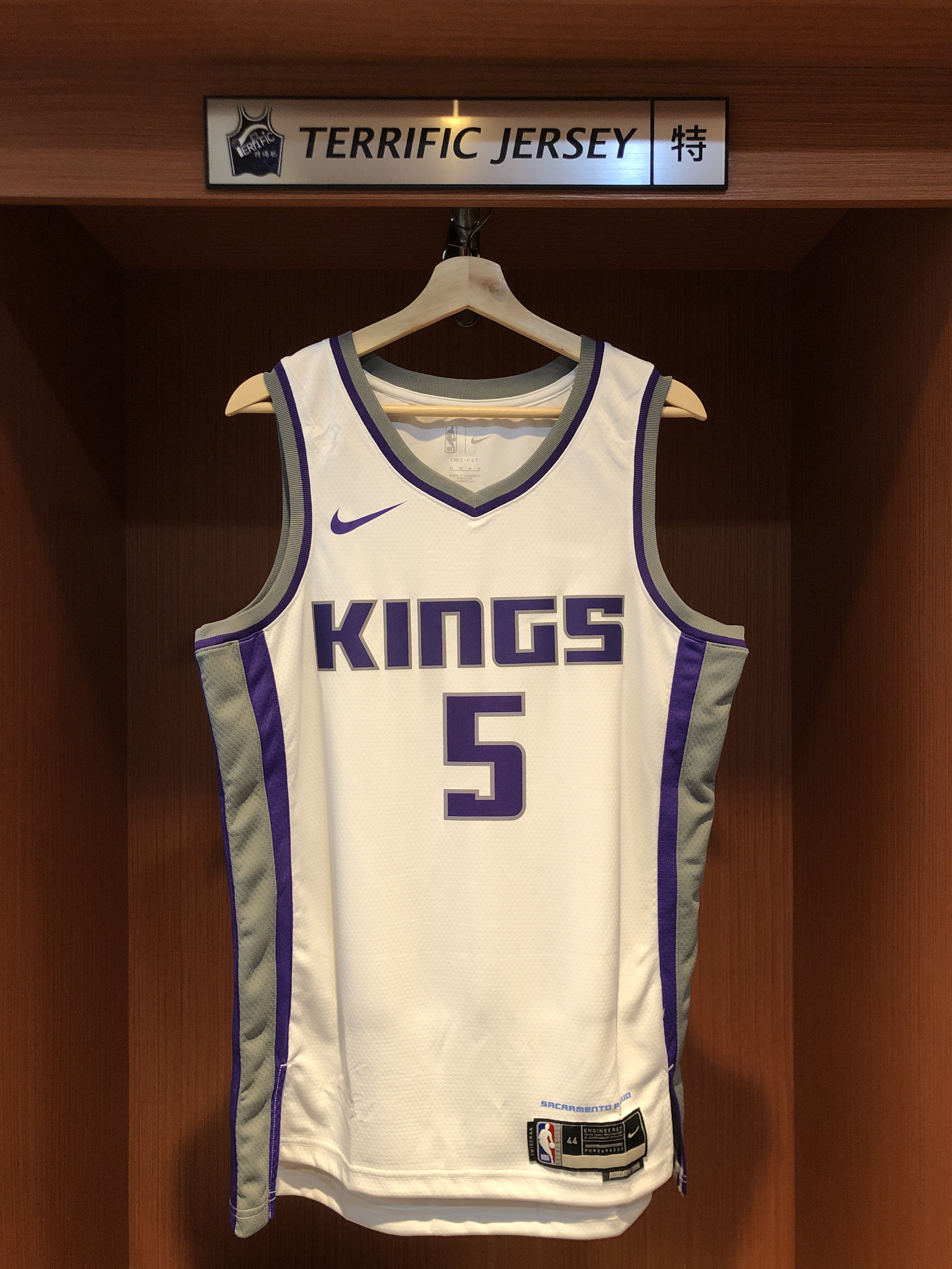 NBA球衣 De'Aaron Fox 沙加緬度國王白 Association Nike Swingman 球迷版 熱轉印 全新