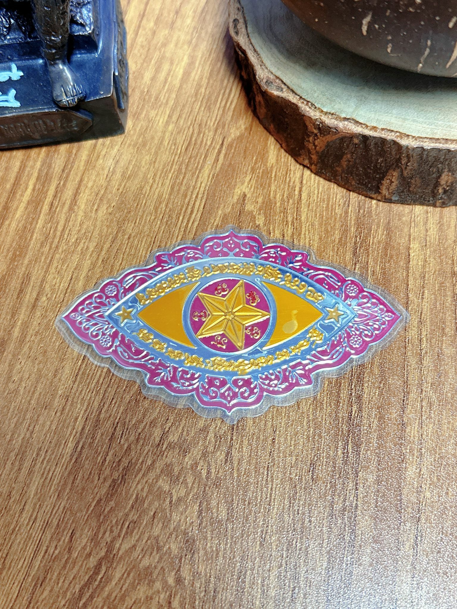 龍婆派雲 原廟供請人緣天眼幸運星符片