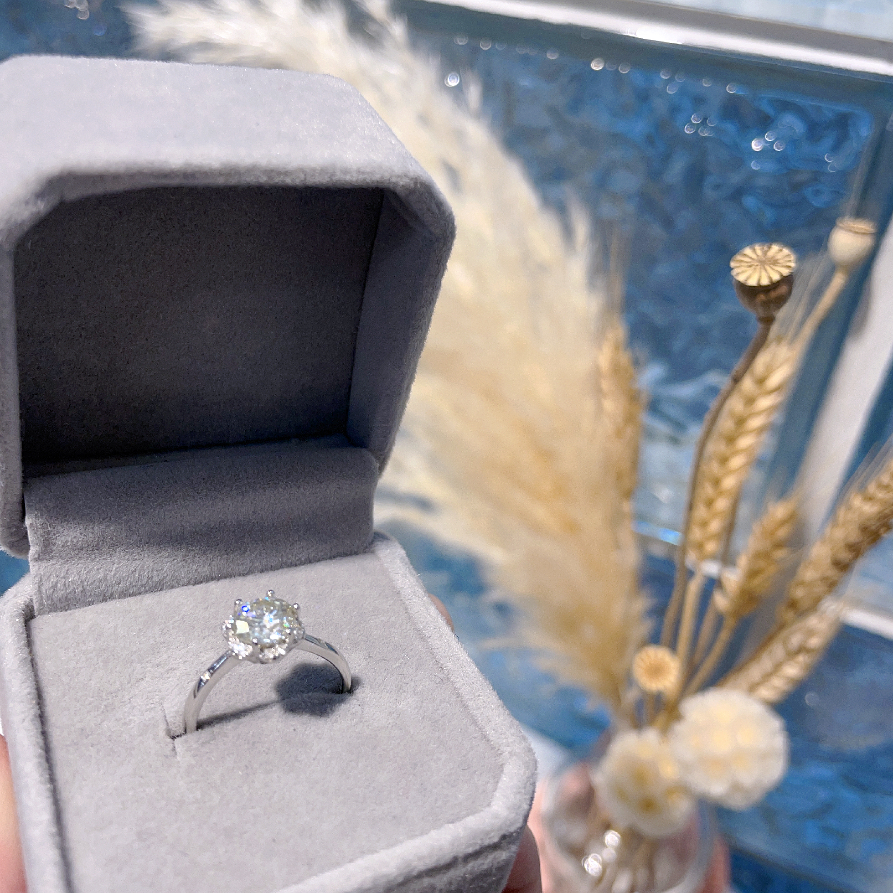 E431 莫桑花圈戒指 1.00ct