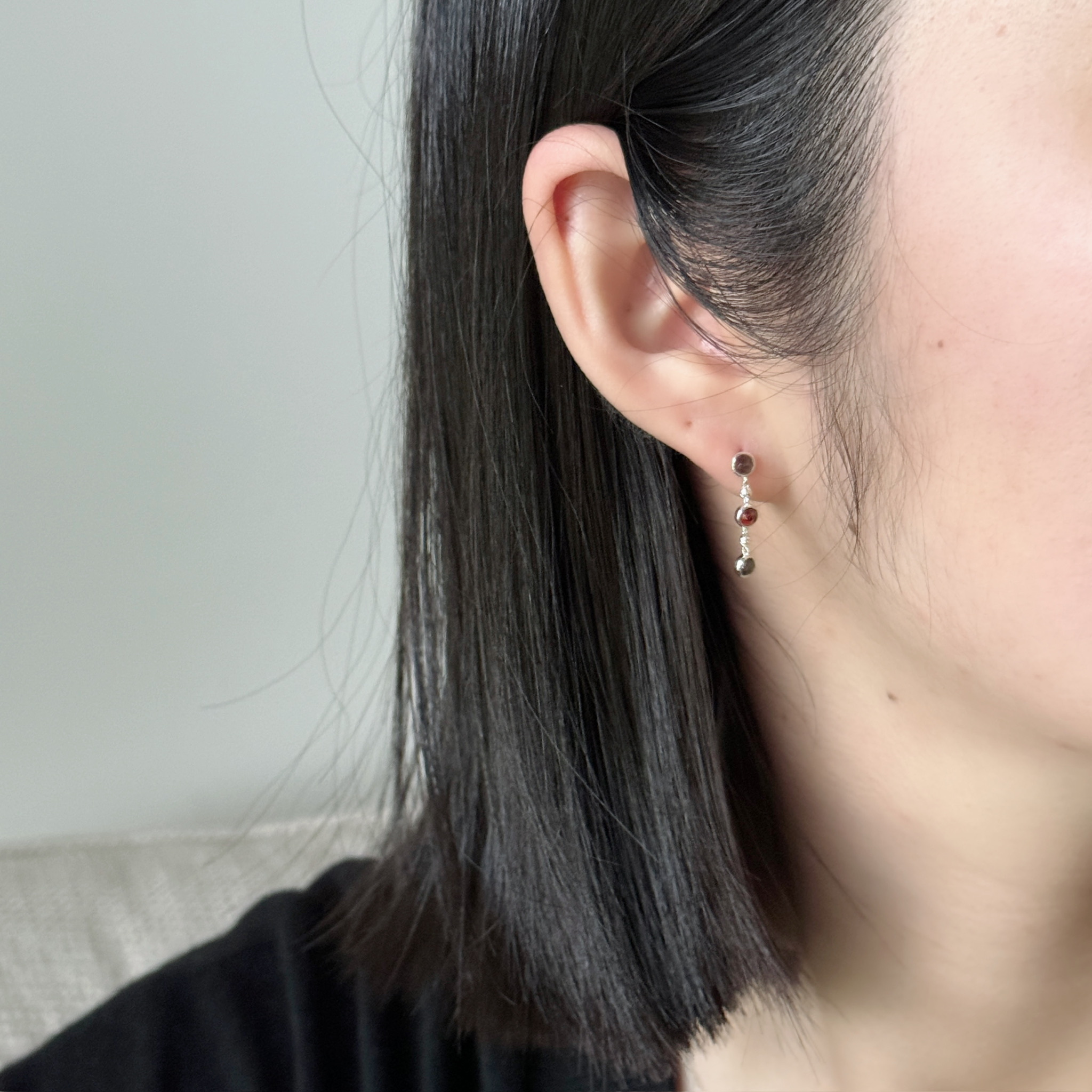 光面小圓棕月光石榴石cutting ball耳環