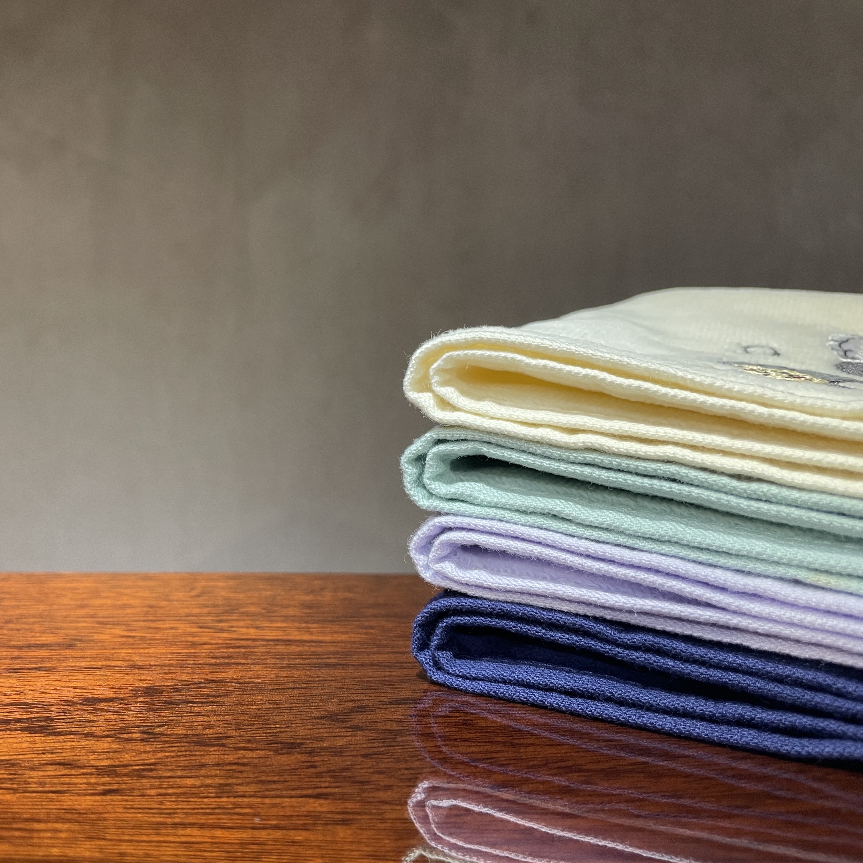 【音樂小物】作曲家刺繡小手帕 - 淡綠