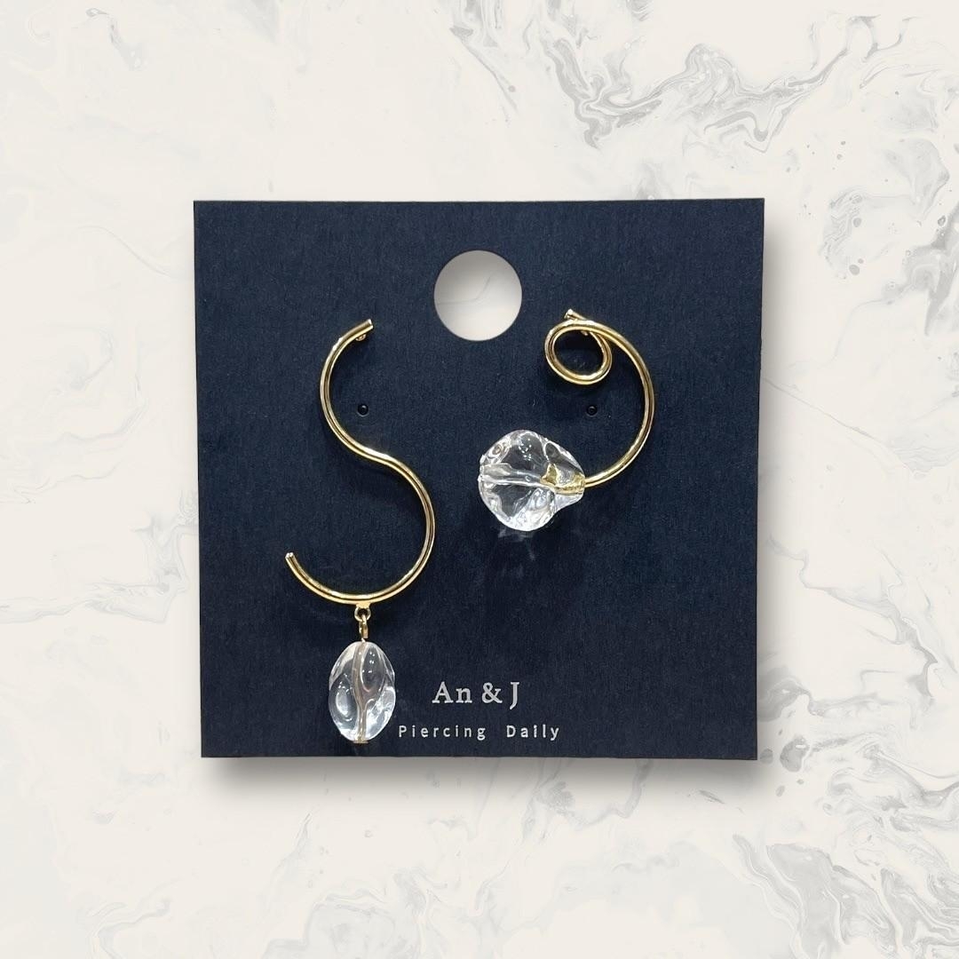 韓國直送-鋼針 不對稱 不規則曲線吊不規則凹凸透明石 鍍14K